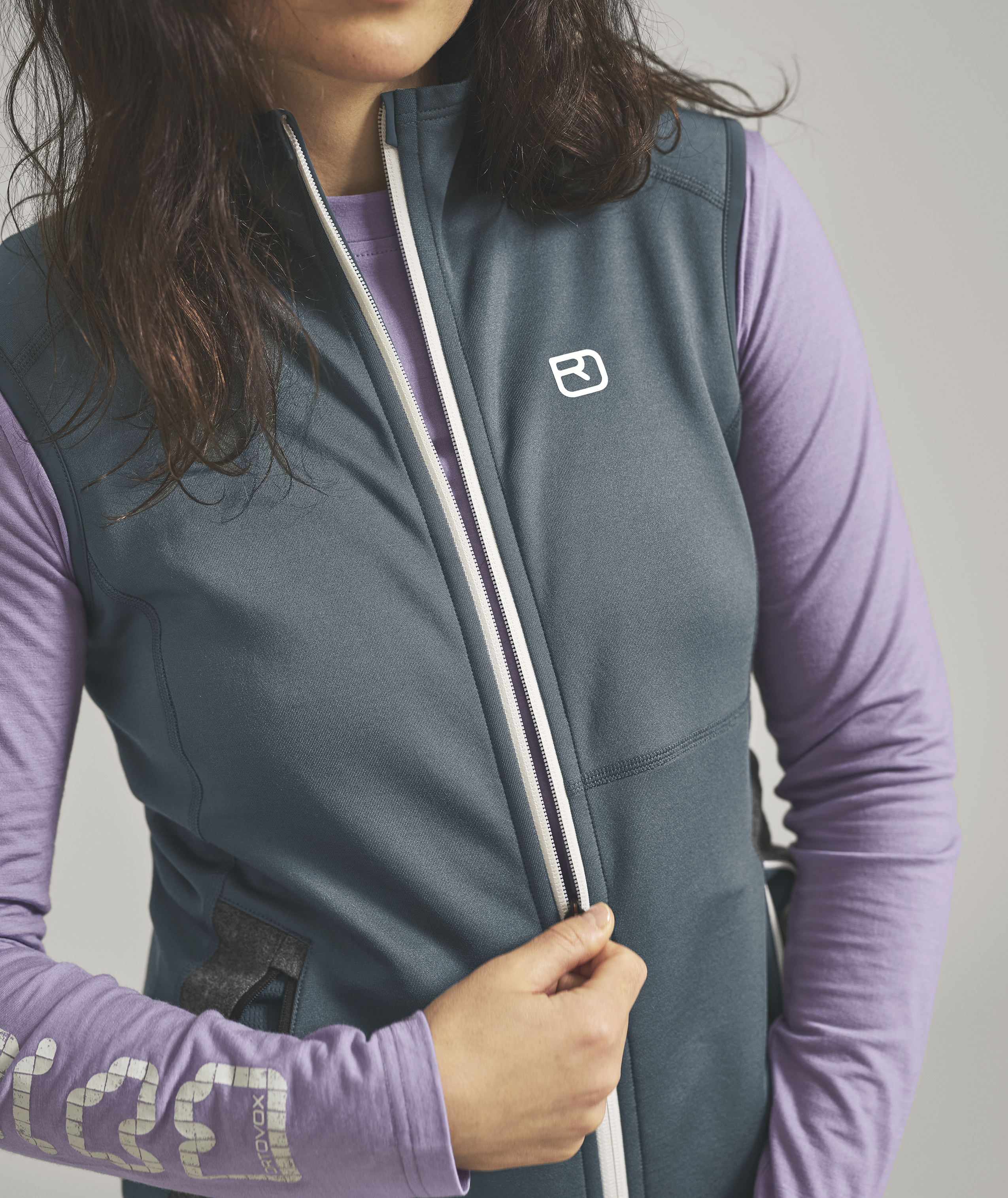 86978-FLEECE_VEST_W-D-02.jpg 86978-FLEECE_VEST_W-D-02.jpg