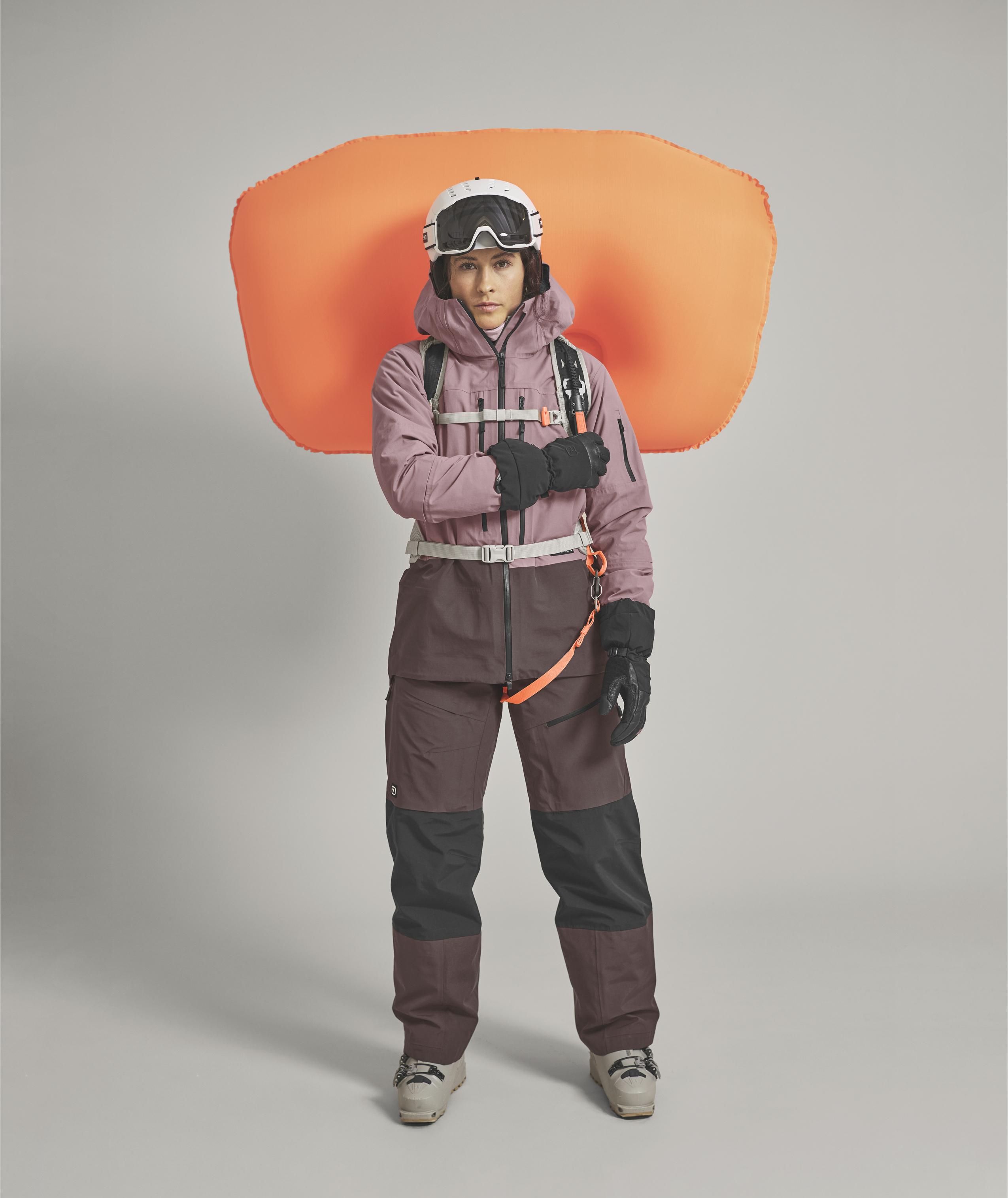 Vest, Coat, Glove, Lifejacket, Person, Vest, Coat, Glove, Lifejacket, Person