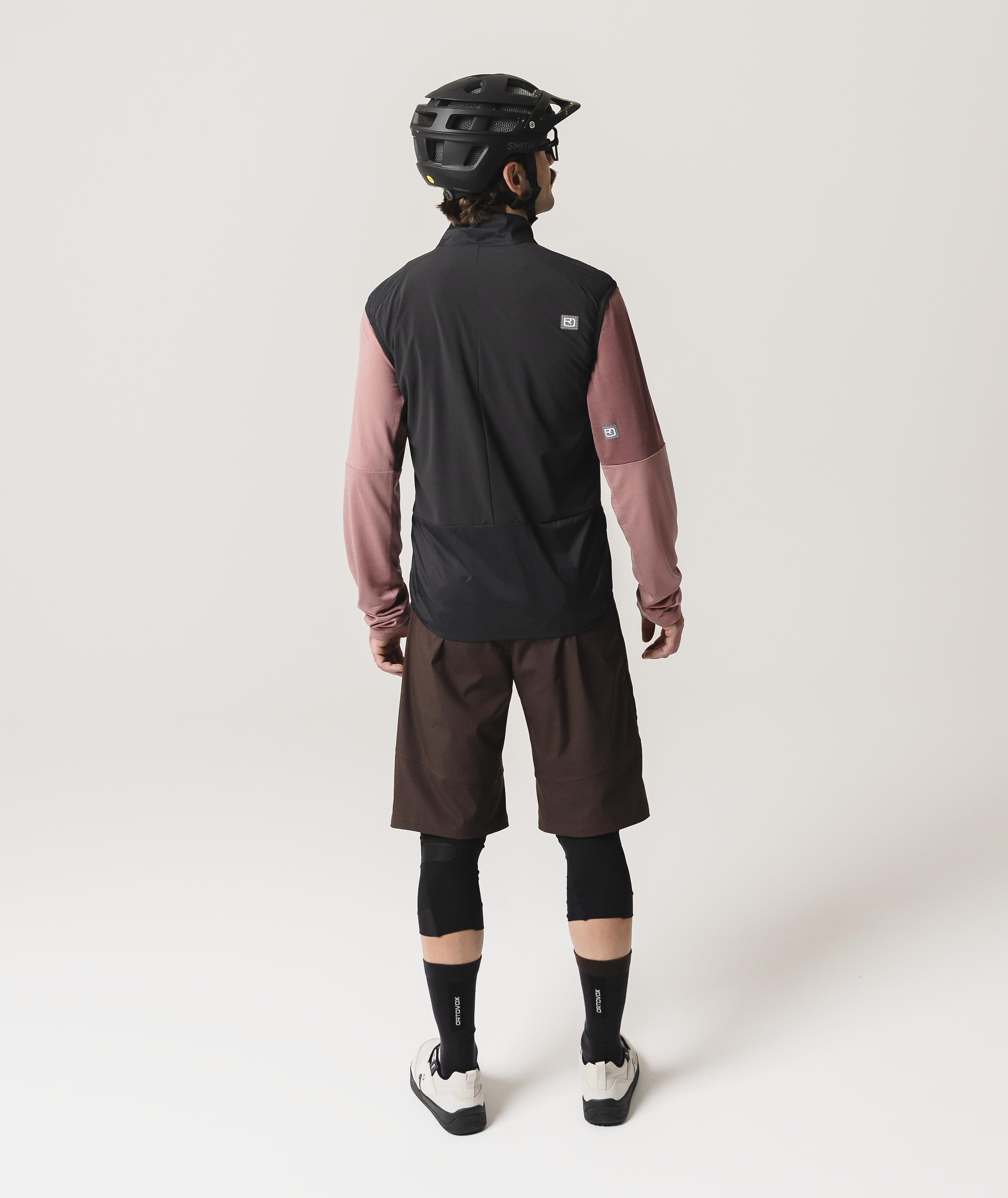 60205-SEQUENCE_WIND_VEST_M-D-07.png 60205-SEQUENCE_WIND_VEST_M-D-07.png