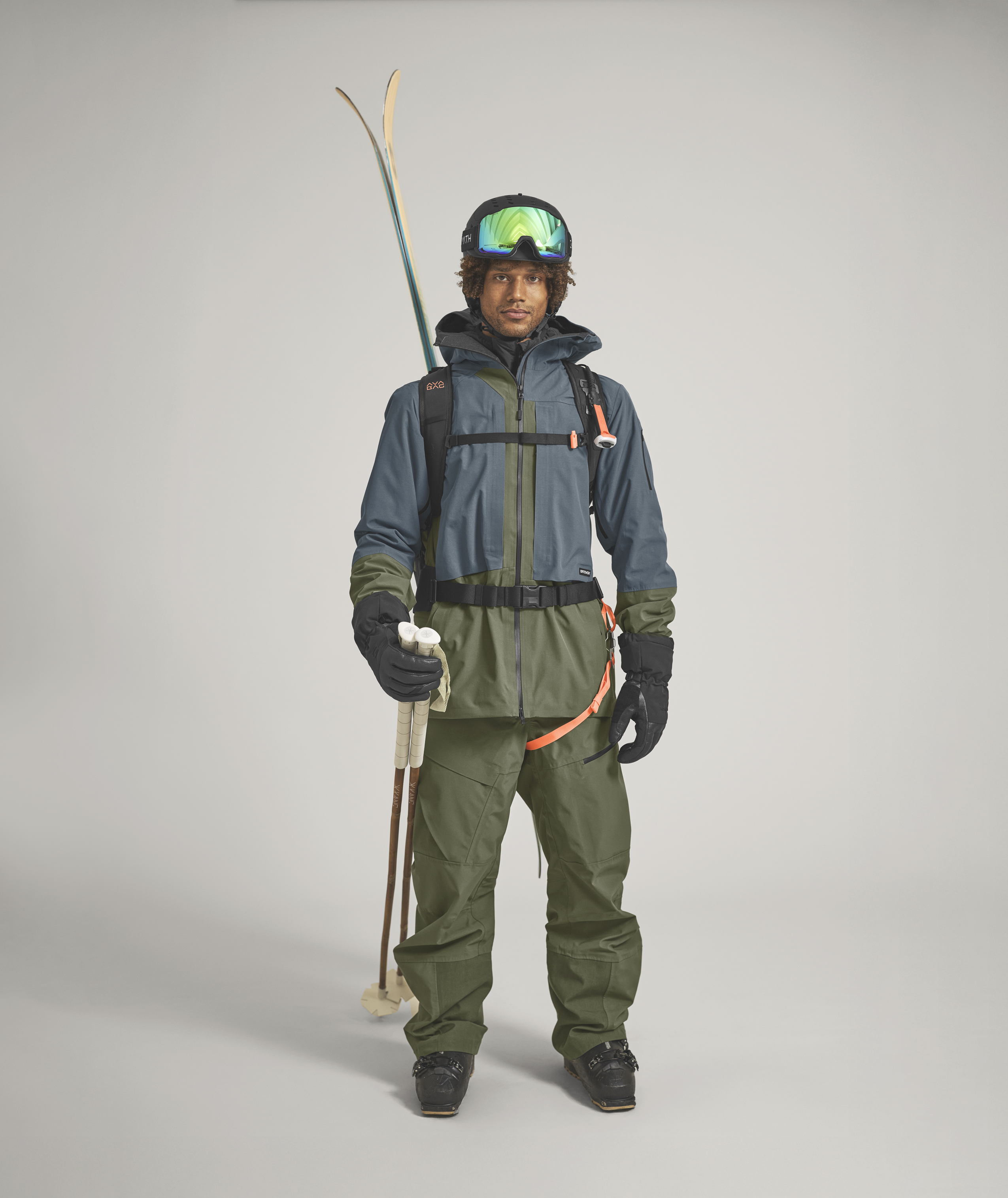 Glove, Vest, Shoe, Person, Coat, Glove, Vest, Shoe, Person, Coat