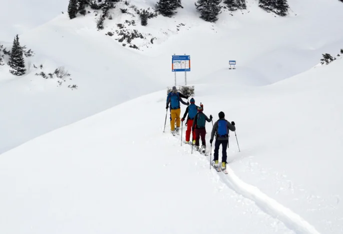 csm_6e4dddad3a8eb2ab45fede5f64b676721d7659c1-4-3-0-0_2e5334654b