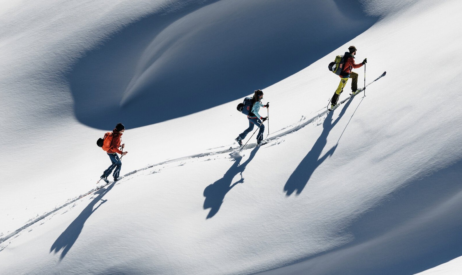 Glove, Outdoors, Nature, Person, Piste
