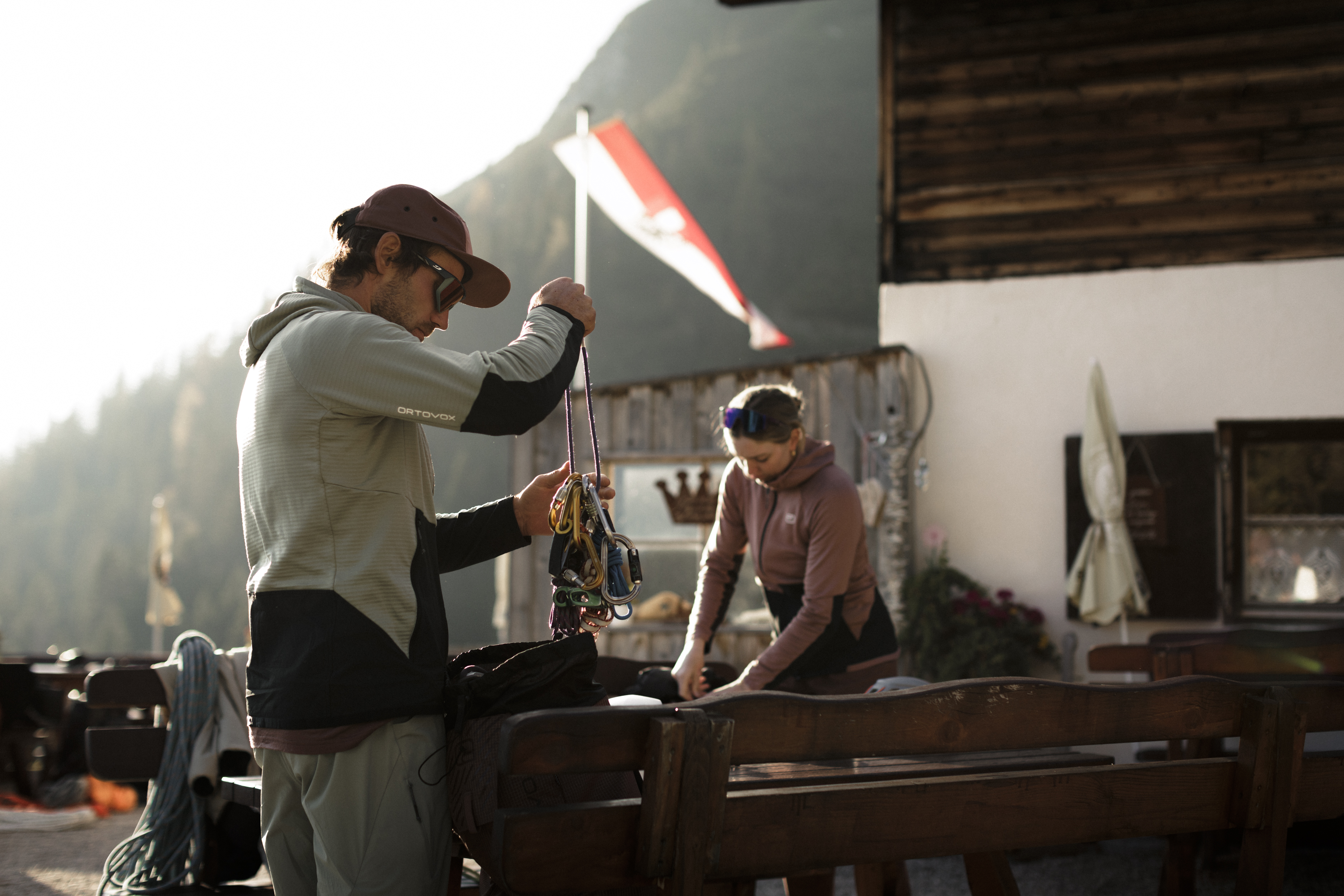 DA_9016_TRAD_SS26_Schsselkar_MaxDraeger_MedRes_(1) Hat, Cap, Adult, Man, Person