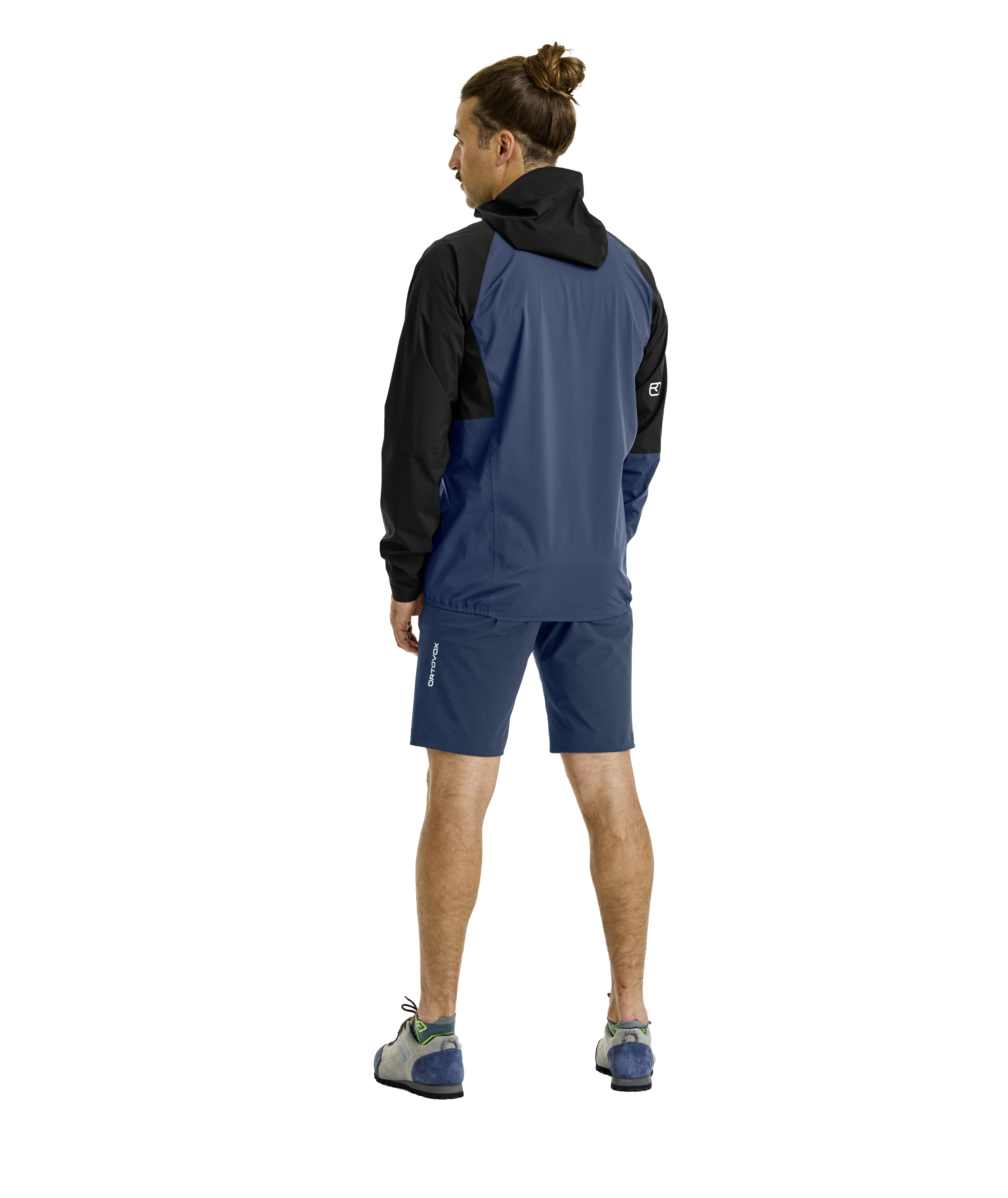 62746-PIZ_SELVA_2_5L_JACKET_M-M-02.jpg 62746-PIZ_SELVA_2_5L_JACKET_M-M-02.jpg