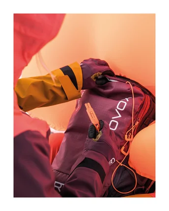 220823_LP_Litric_Grafik_Specs_1000x1250_KrS_zuverlaessig