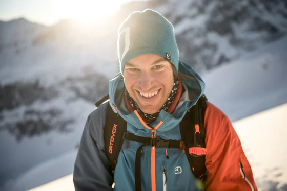 <h5> Simon Wohlgenannt</h5>