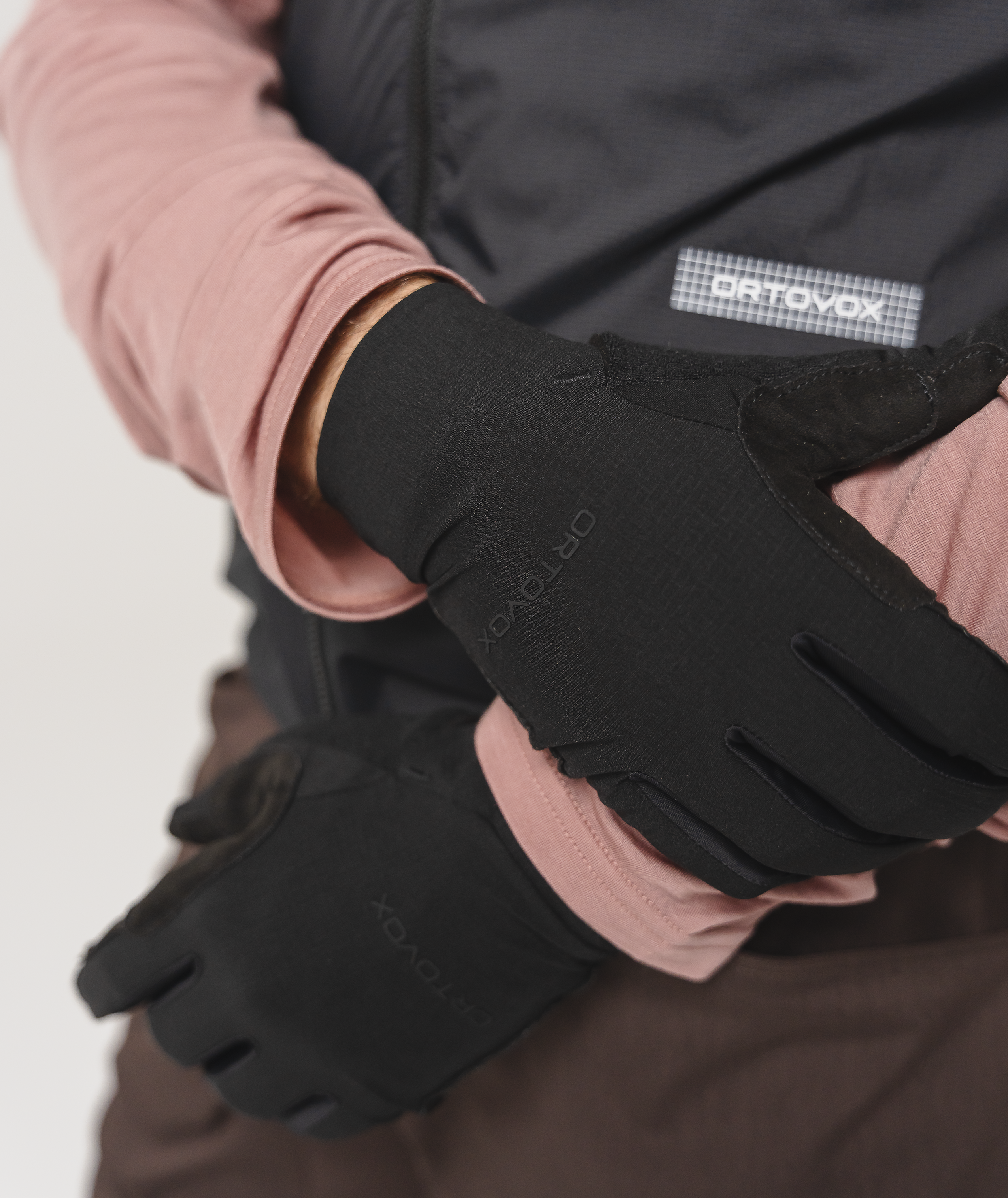 55631-MTB_PRO_GLOVE_M-D-01.png 55631-MTB_PRO_GLOVE_M-D-01.png