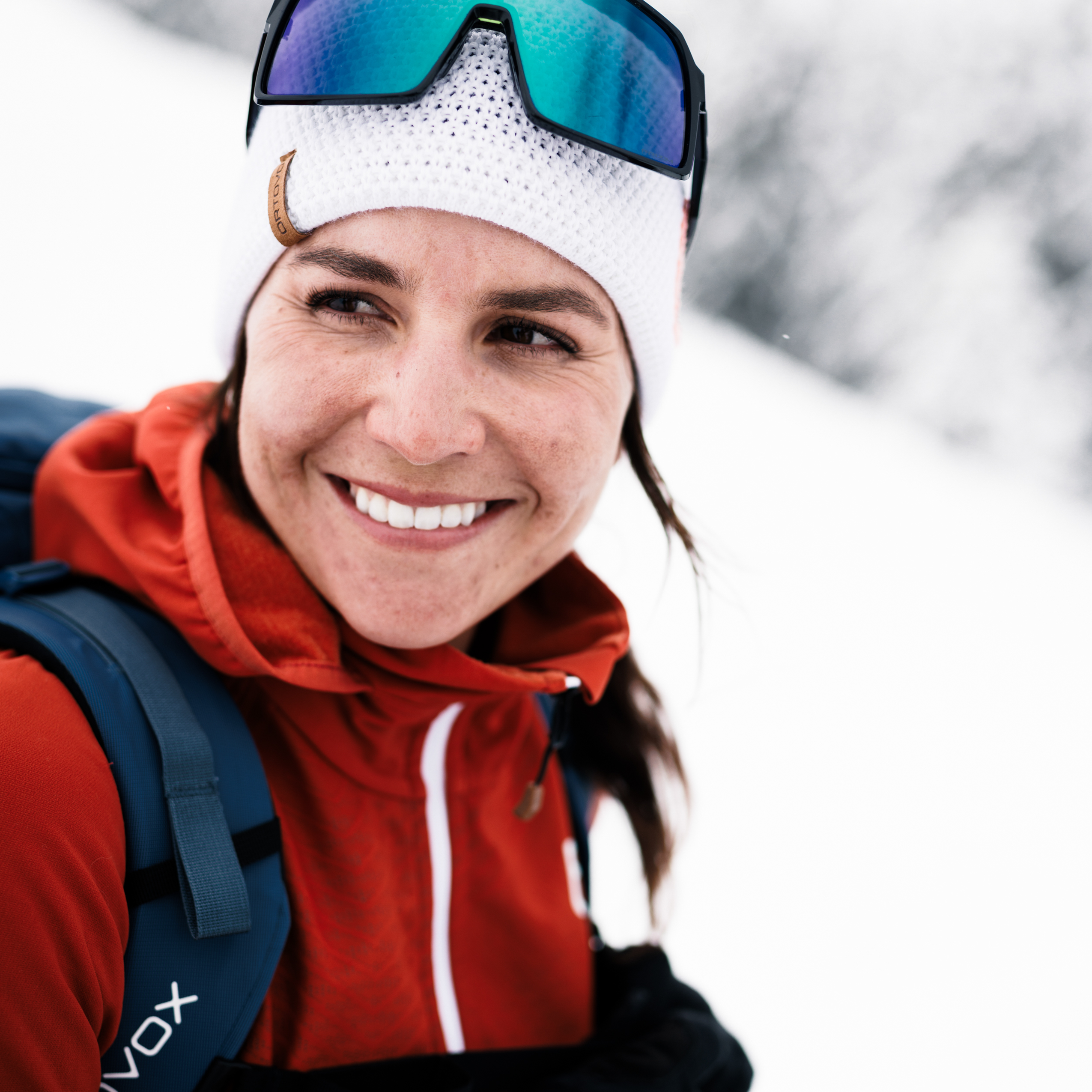 60013-SW_COL_BECCHEI_HYBRID_JKT_W-M-04.png 60013-SW_COL_BECCHEI_HYBRID_JKT_W-M-04.png