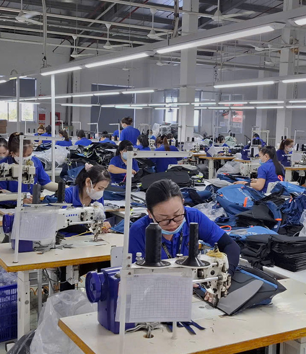 250901_LP_Protact_Kachel_SozialeVerantwortung_602x696_CWI Building, Factory, Manufacturing, Person, Workshop