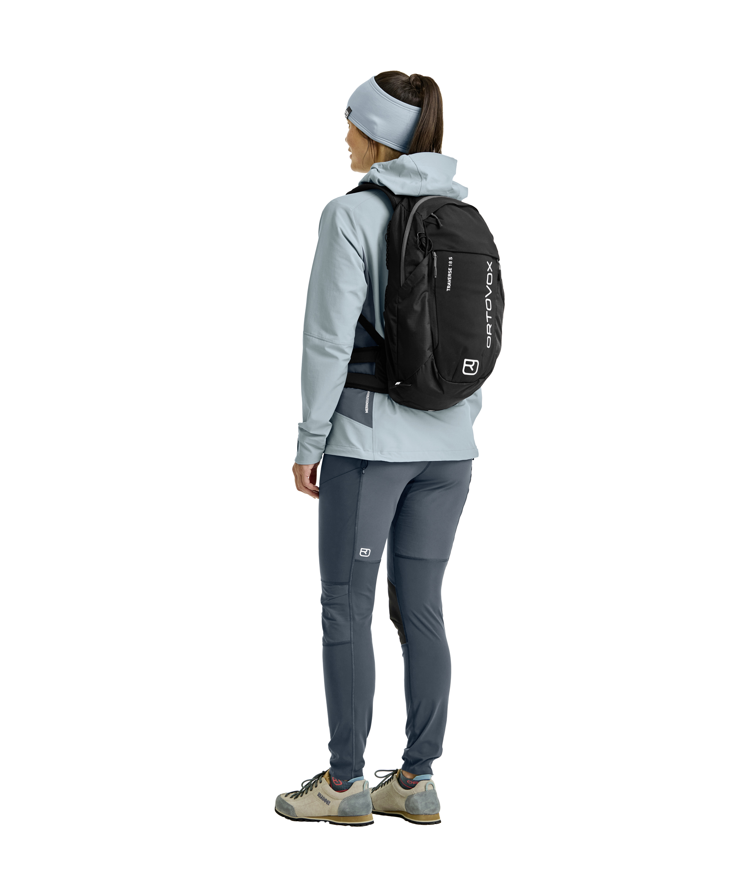 48560-TRAVERSE_18_S-M-02.jpg 48560-TRAVERSE_18_S-M-02.jpg