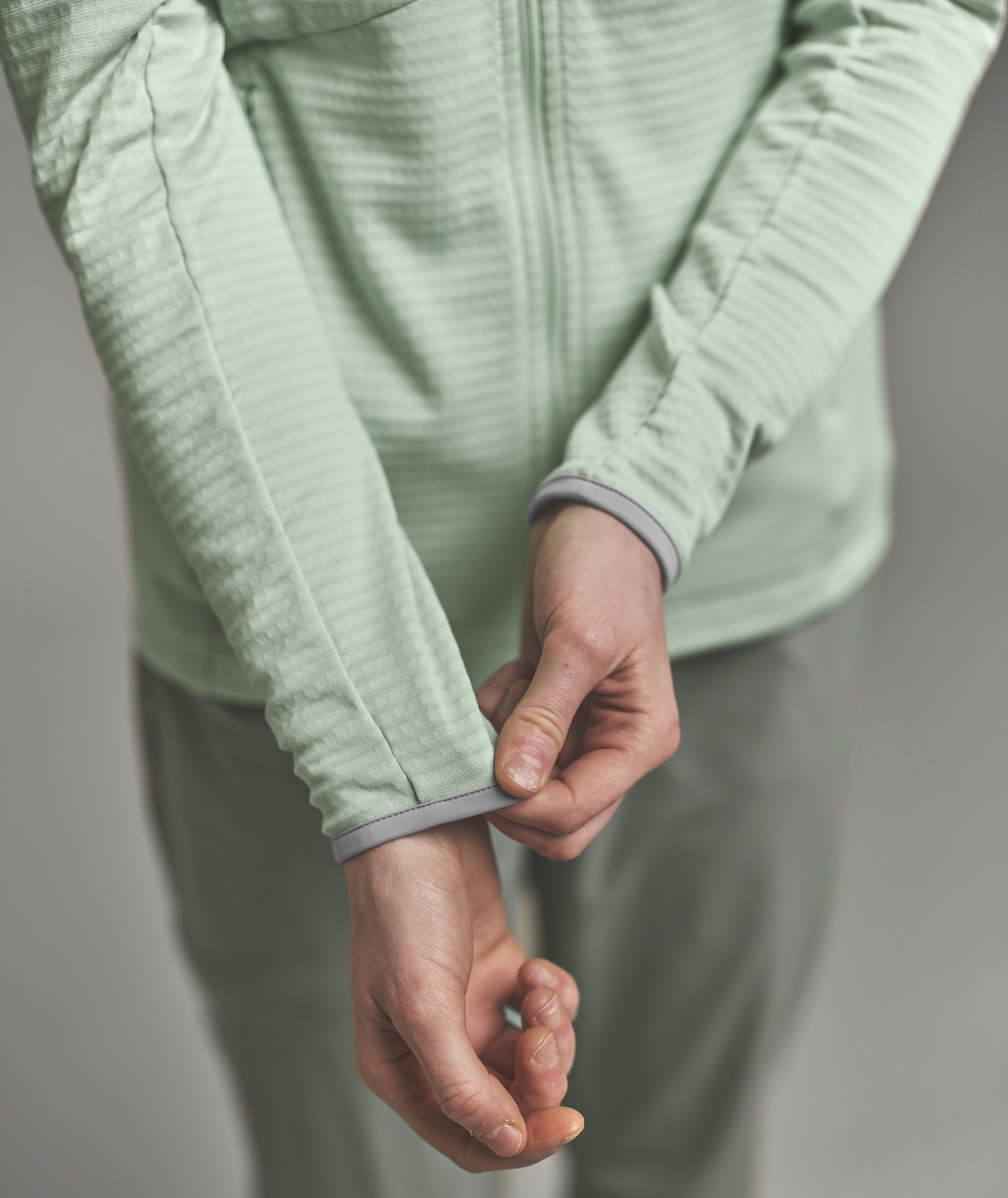 87108-FLEECE_LIGHT_GRID_JACKET_W-D-04.jpg 87108-FLEECE_LIGHT_GRID_JACKET_W-D-04.jpg