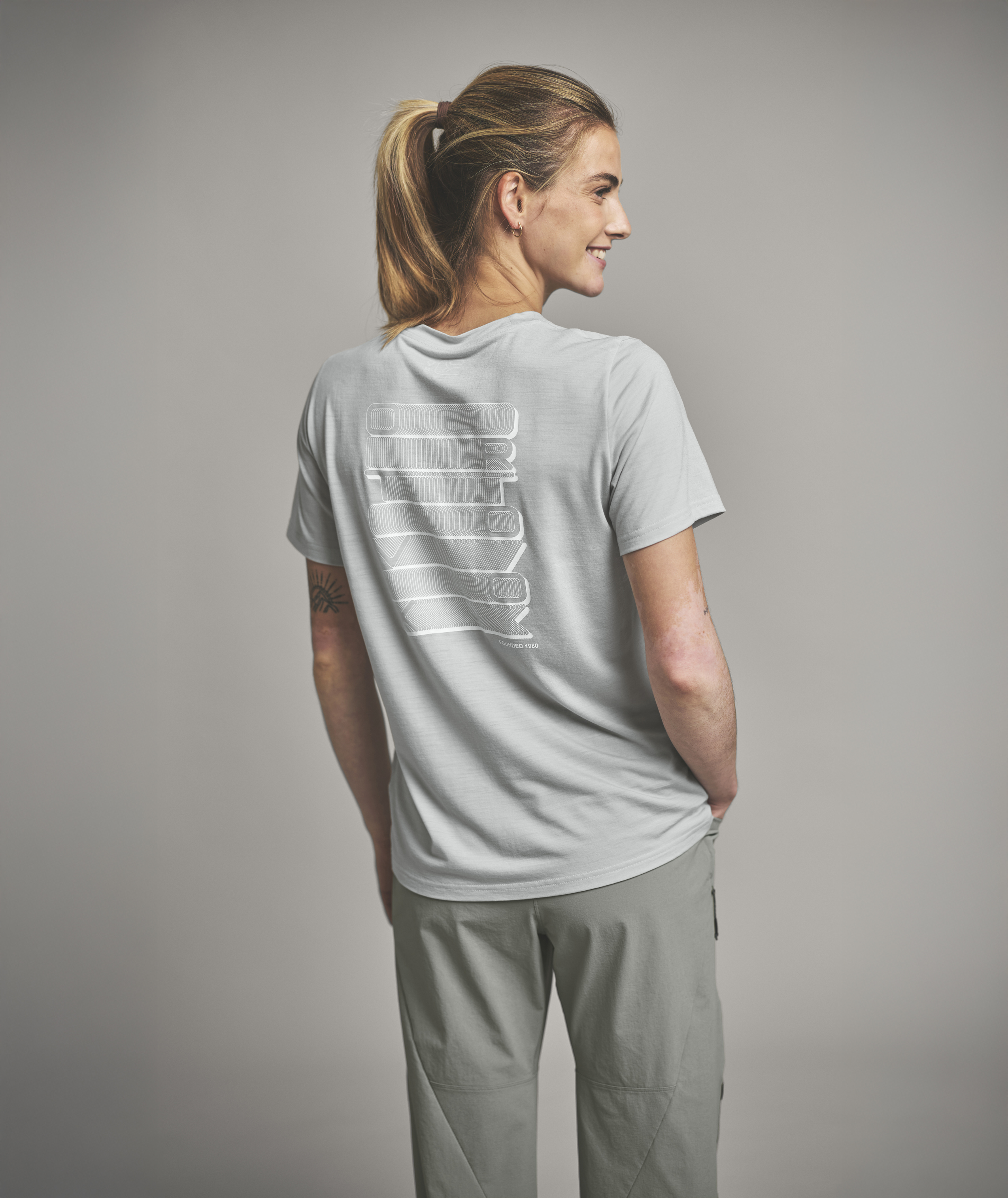 88924-150_COOL_LOGO_STAPLE_TS_W-D-02.jpg 88924-150_COOL_LOGO_STAPLE_TS_W-D-02.jpg