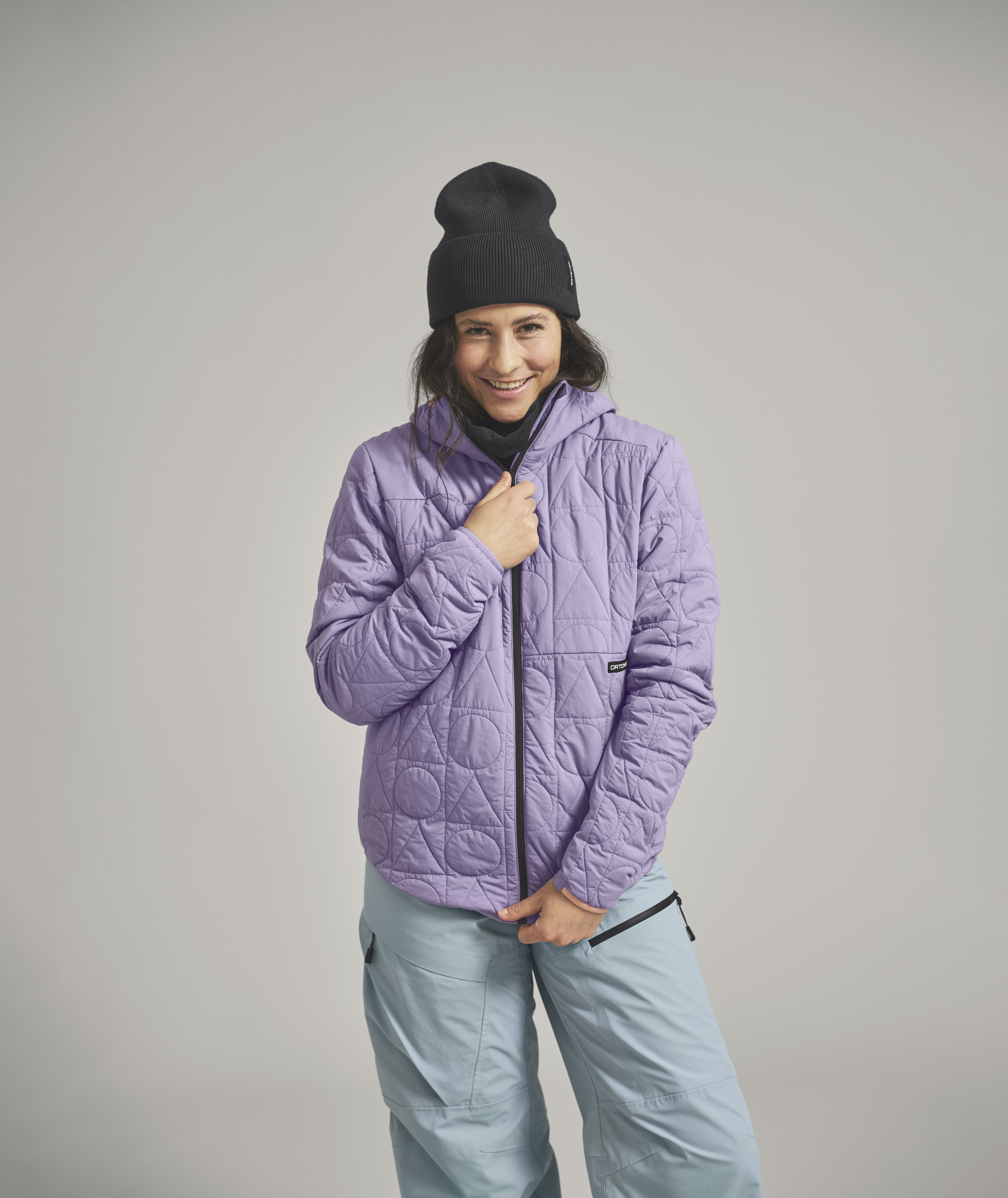 70883-RAVINE_METAWOOL_90_JACKET_W-D-01.jpg 70883-RAVINE_METAWOOL_90_JACKET_W-D-01.jpg