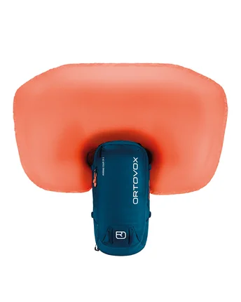 220725_LP_Litric_Grafik_Specs_1000x1250_KrS_1 220725_LP_Litric_Grafik_Specs_1000x1250_KrS_1