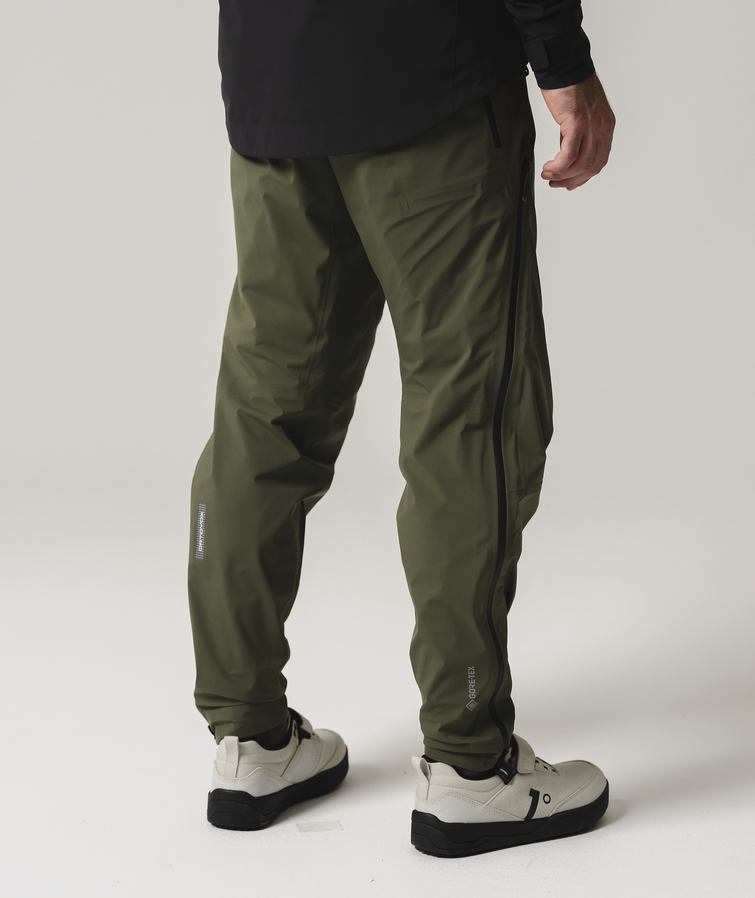 70635-SEQUENCE_GORE_TEX_PANTS_M-D-03.png