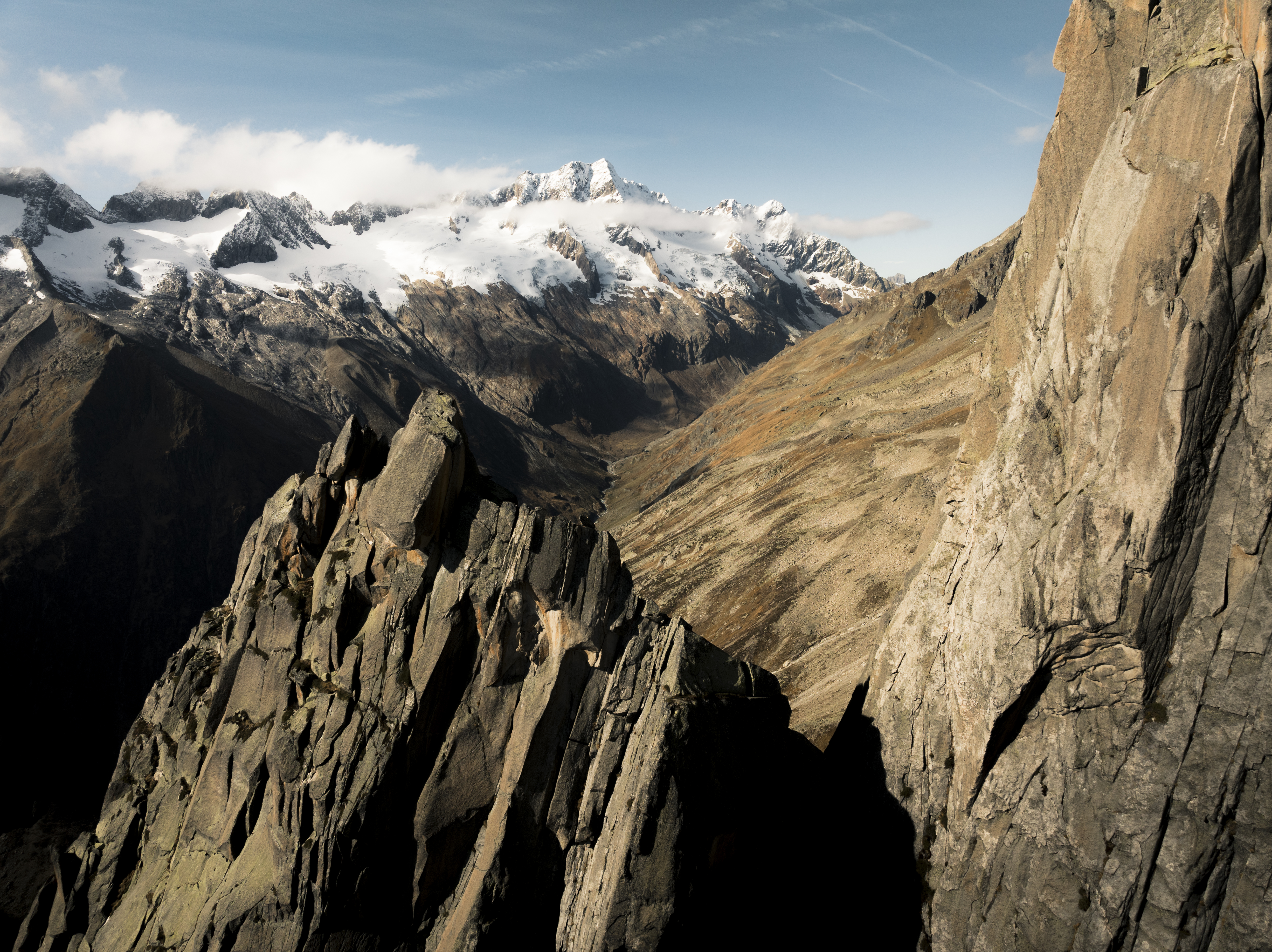 DJI_0923_Athlete-Climbing_Nacho und Mo Salbit_SS25_MaxDraeger_fullres_1