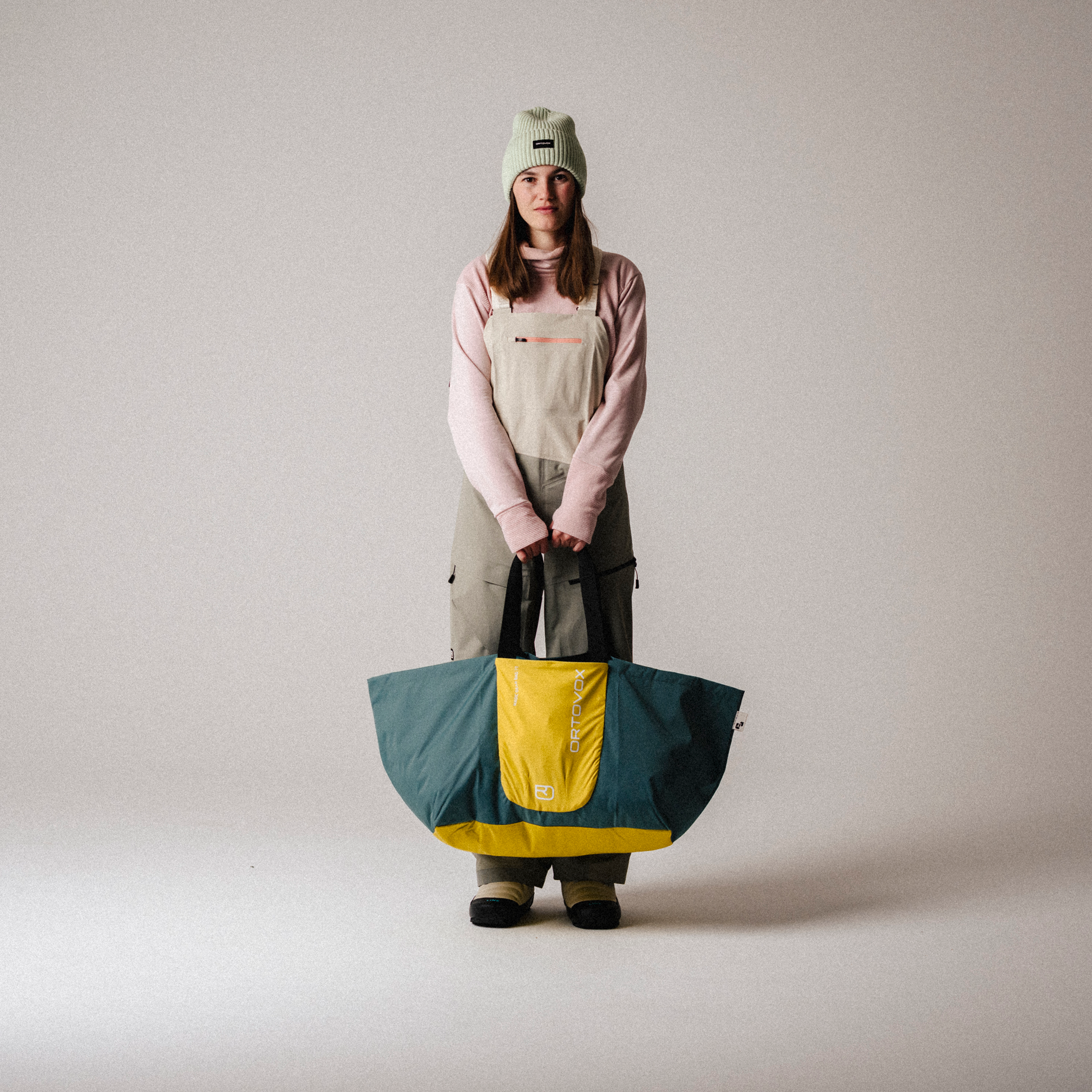 49082-MAGIC_GEAR_BAG_70-M-06.png 49082-MAGIC_GEAR_BAG_70-M-06.png