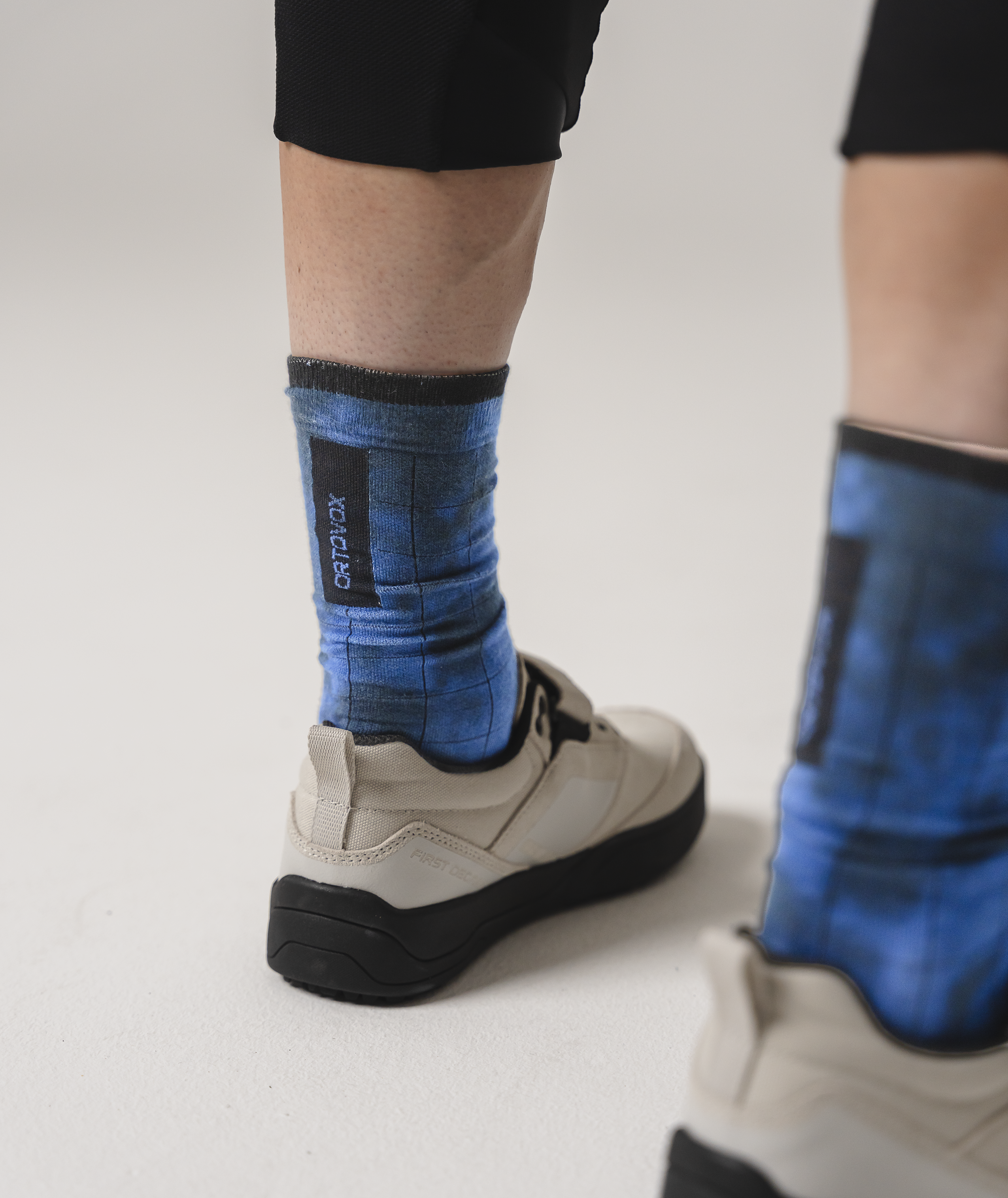 55172-MTB_MID_SOCK_M-D-01.png 55172-MTB_MID_SOCK_M-D-01.png