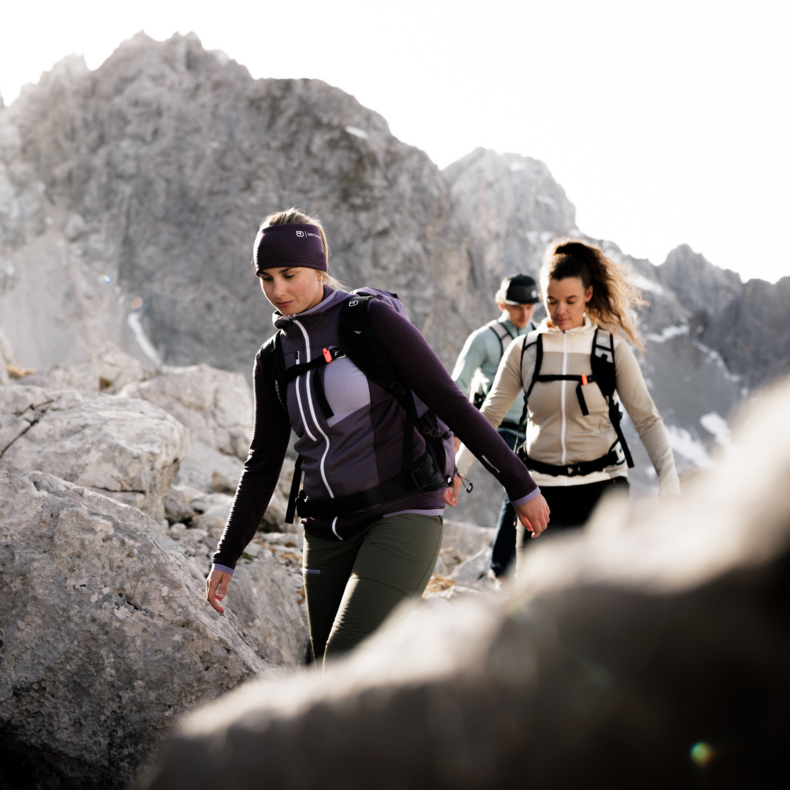 87204-FLEECE_GRID_HOODY_W-D-10.png 87204-FLEECE_GRID_HOODY_W-D-10.png