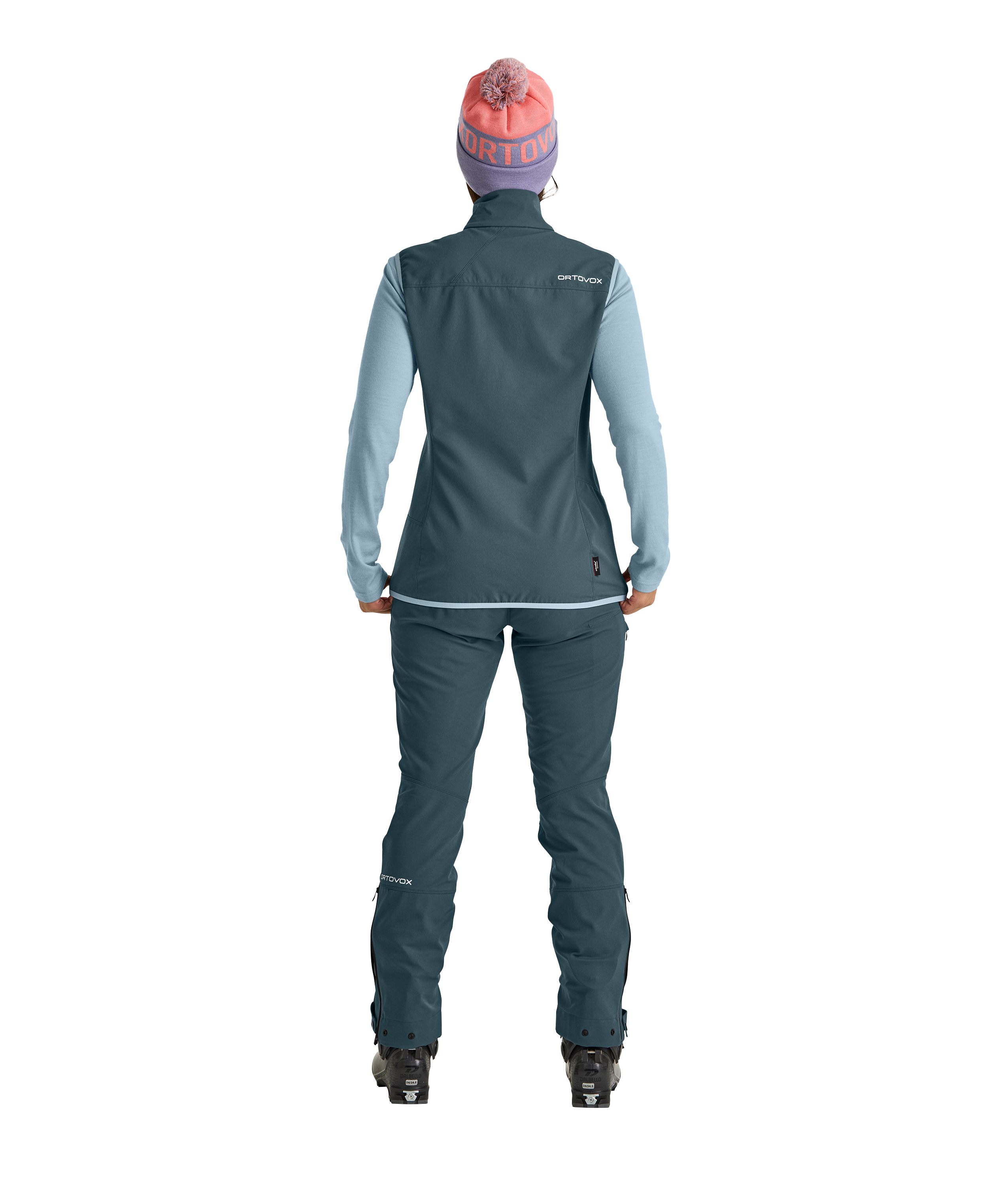 60016-COL_BECCHEI_VEST_W-M-02.jpg 60016-COL_BECCHEI_VEST_W-M-02.jpg