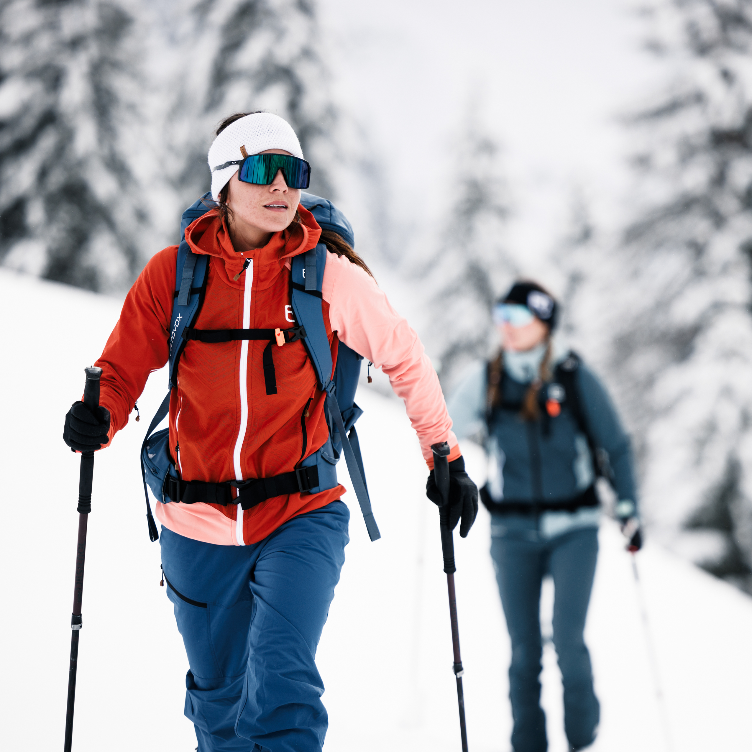 60013-SW_COL_BECCHEI_HYBRID_JKT_W-M-03.png 60013-SW_COL_BECCHEI_HYBRID_JKT_W-M-03.png