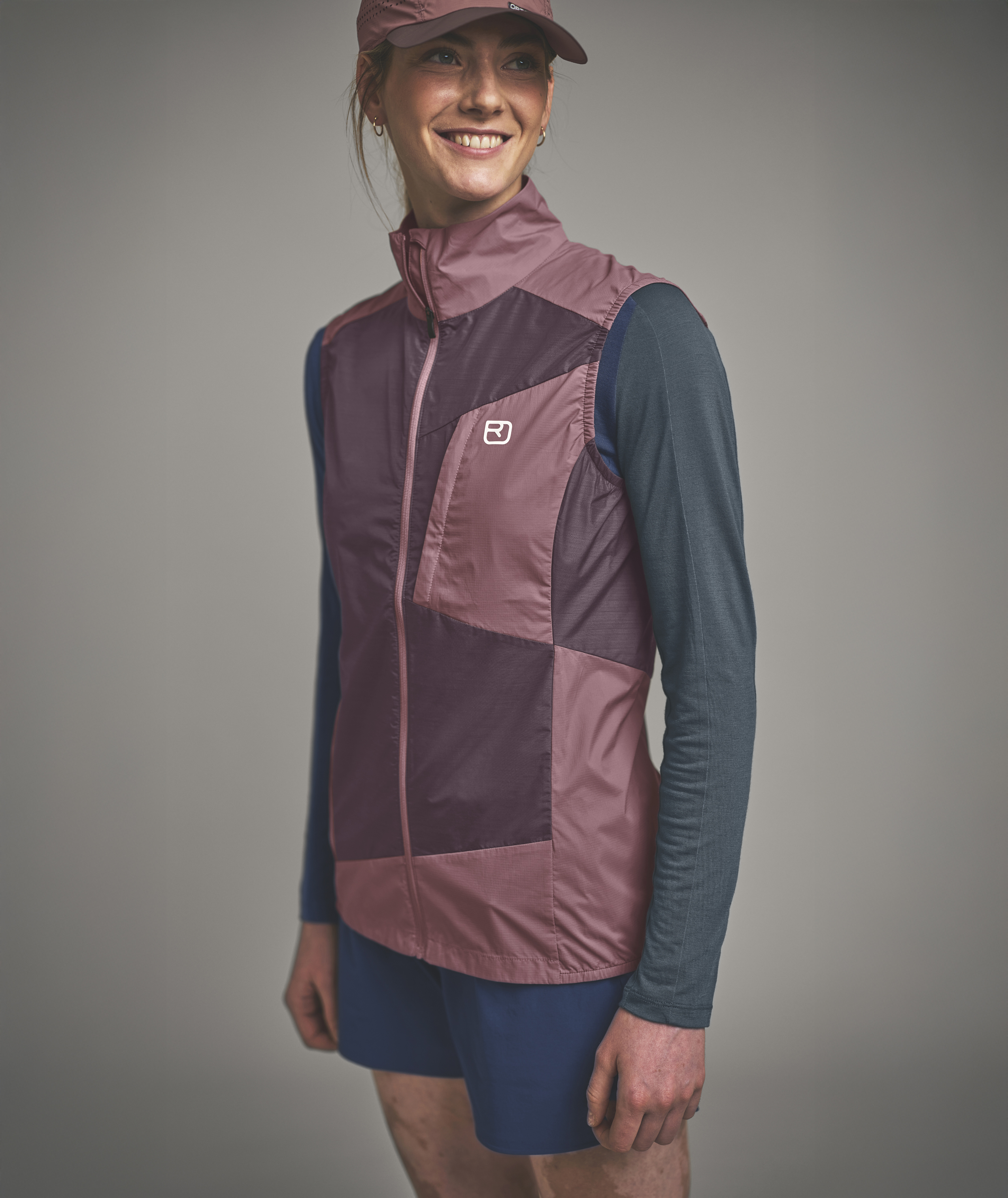 62753-TRACE_WINDBREAKER_VST_W-D-02.jpg 62753-TRACE_WINDBREAKER_VST_W-D-02.jpg