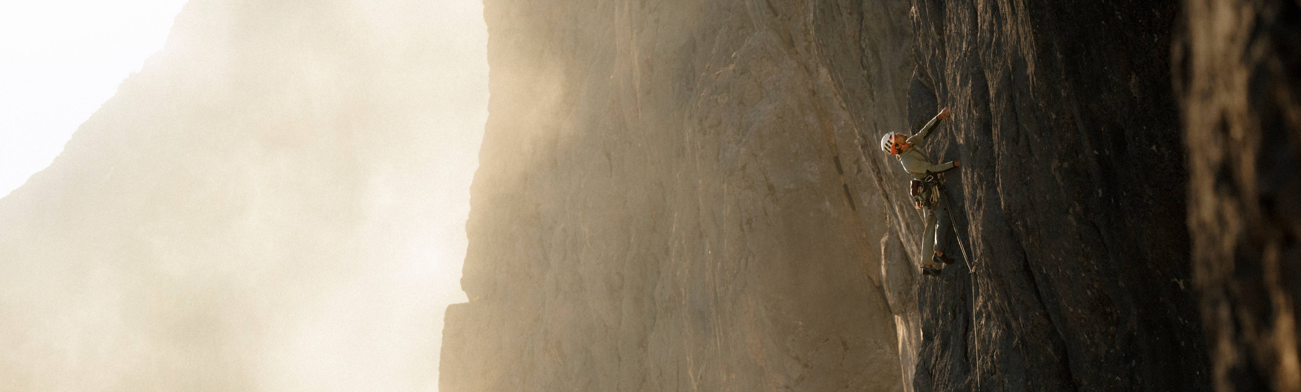 M_Klettern_S26_5000x1506 Outdoors, Climbing, Person, Sport, Rock Climbing