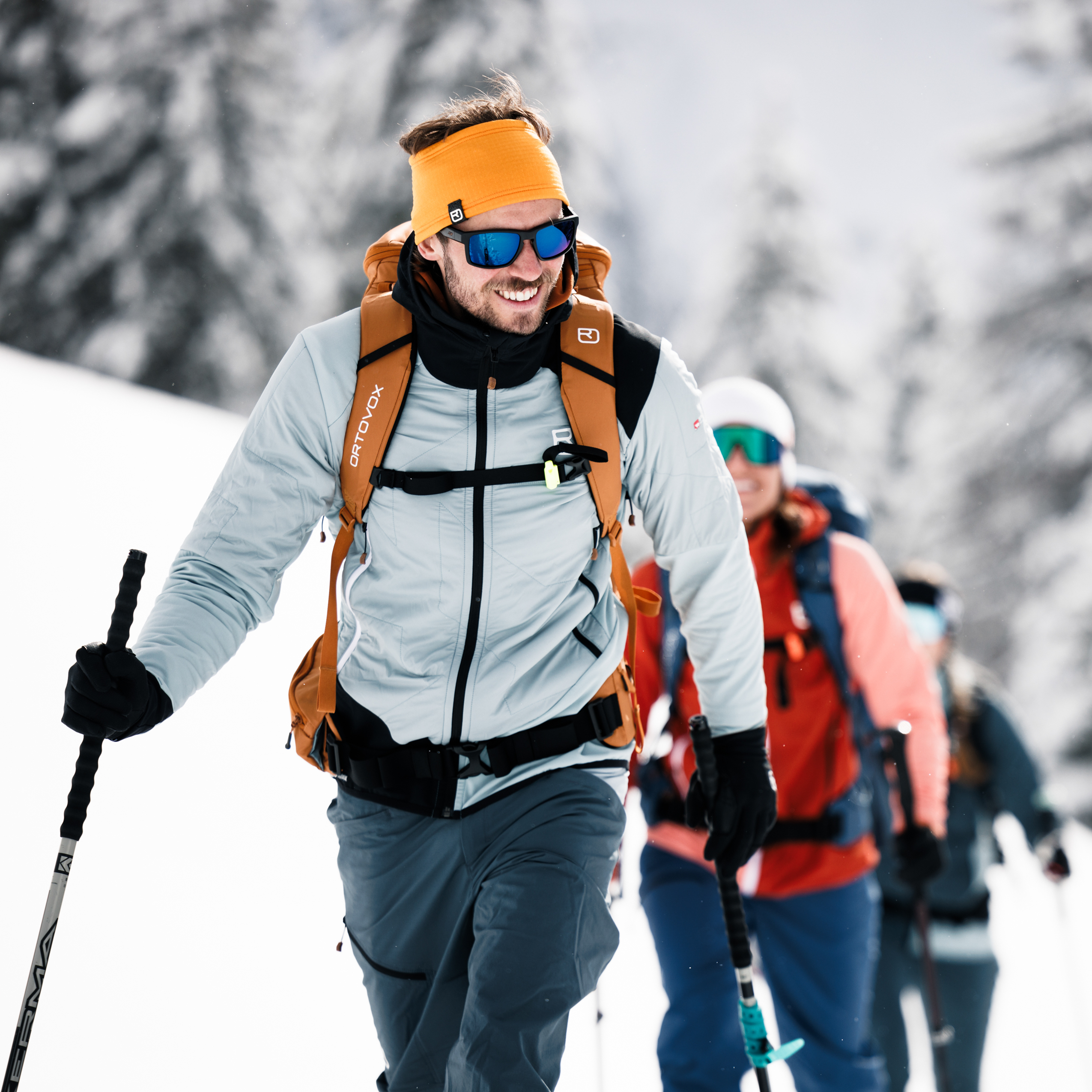 60113-SW_COL_BECCHEI_HYBRID_JKT_M-M-03.png 60113-SW_COL_BECCHEI_HYBRID_JKT_M-M-03.png