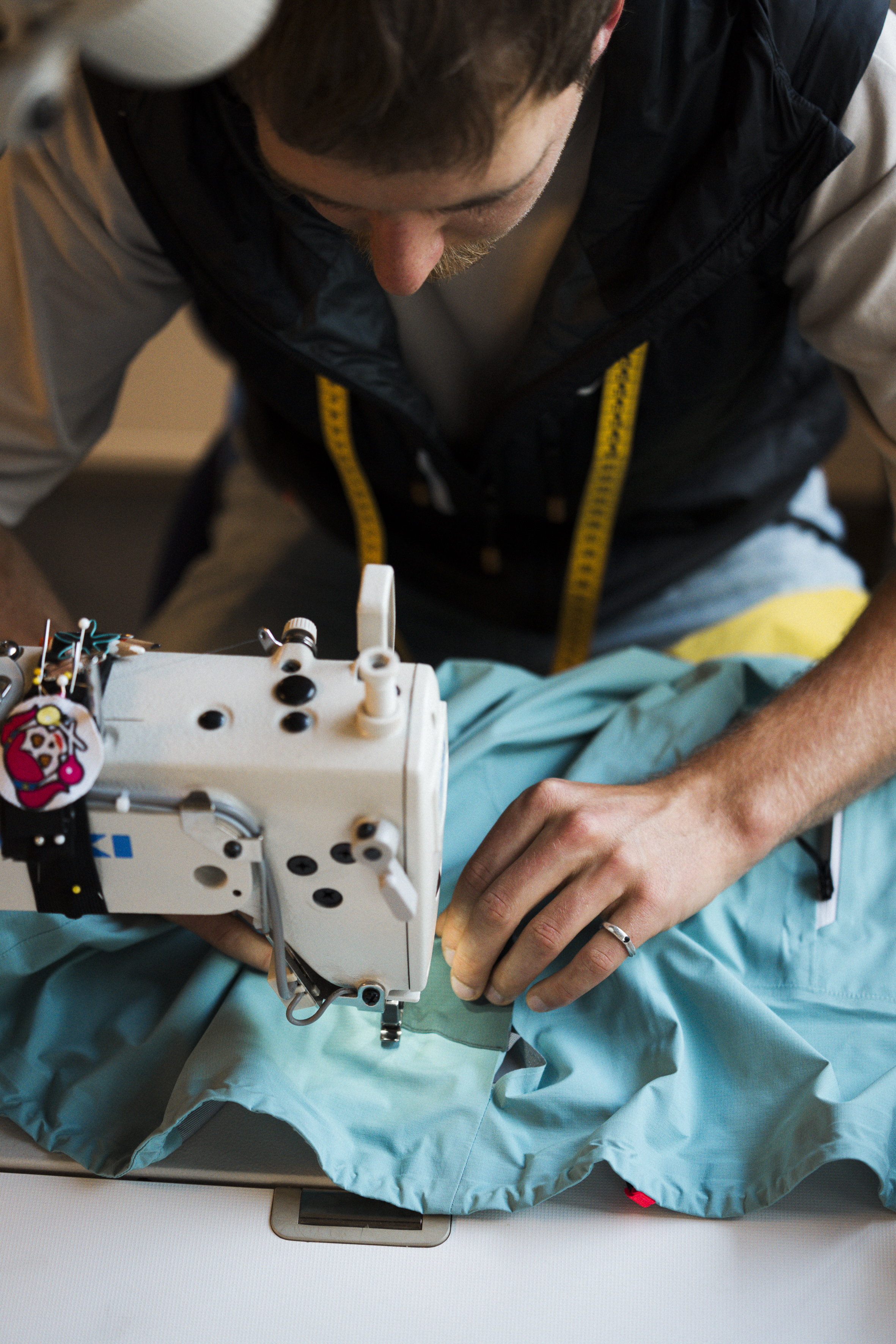 <p style="text-align: center;"><b><font color="#ffffff">Nachhaltigkeit</font></b></p>