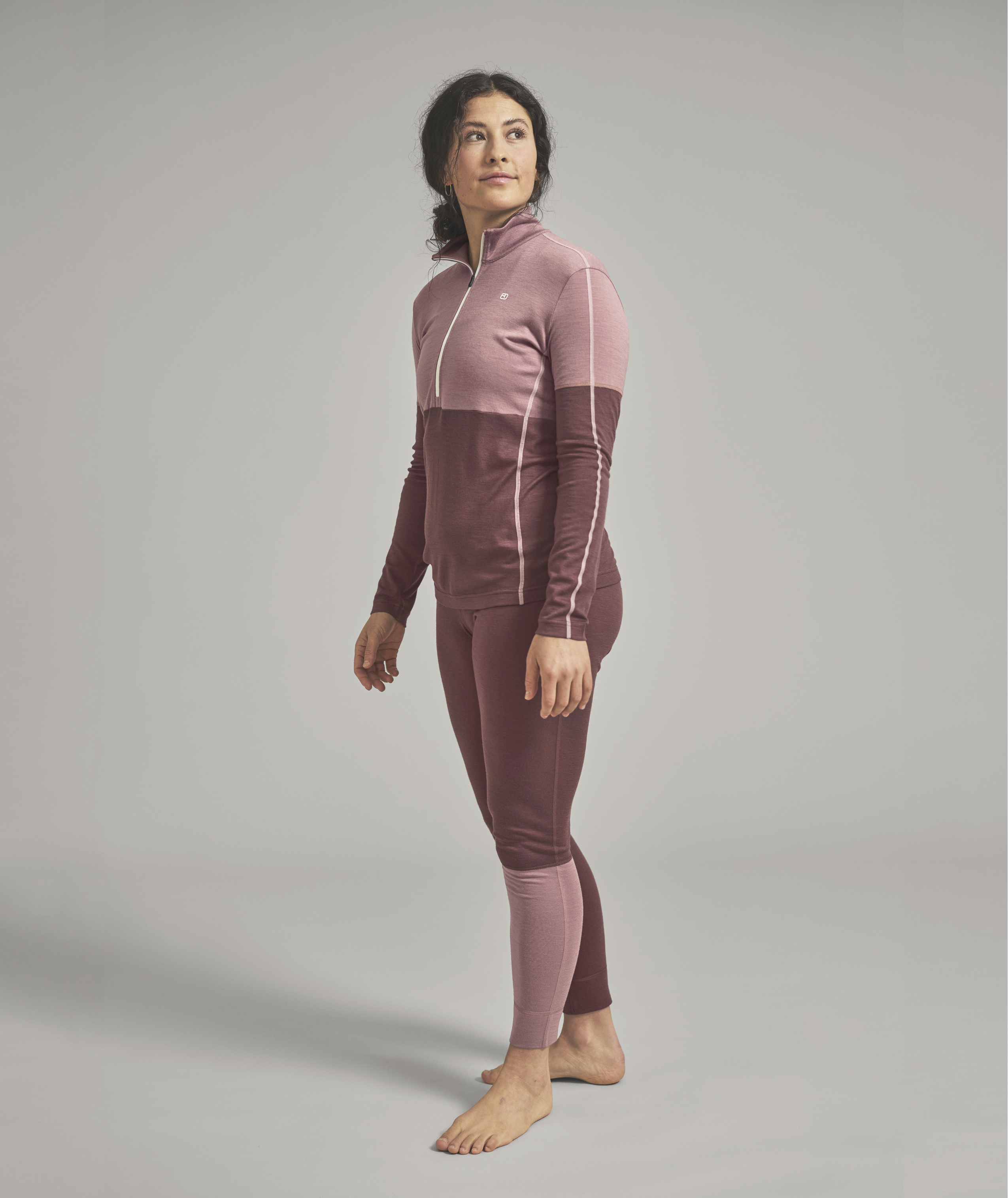 84214-185_ROCK_N_WOOL_ZIP_NECK_W-D-01.jpg 84214-185_ROCK_N_WOOL_ZIP_NECK_W-D-01.jpg