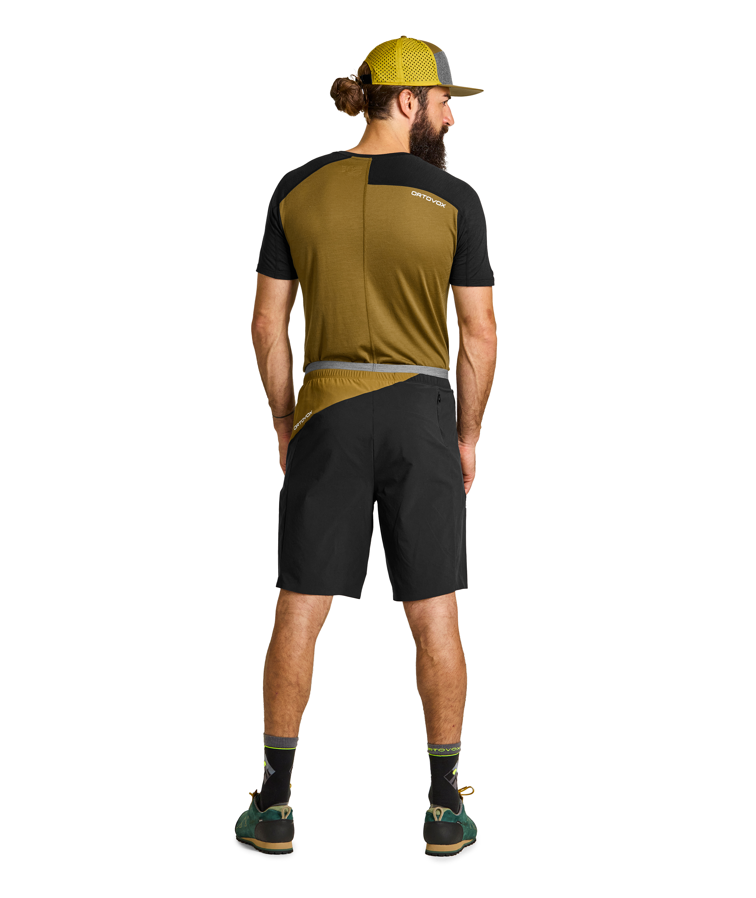 62745-90201-PIZ_SELVA_SHORTS_M_black_raven-M-02.jpg 62745-90201-PIZ_SELVA_SHORTS_M_black_raven-M-02.jpg