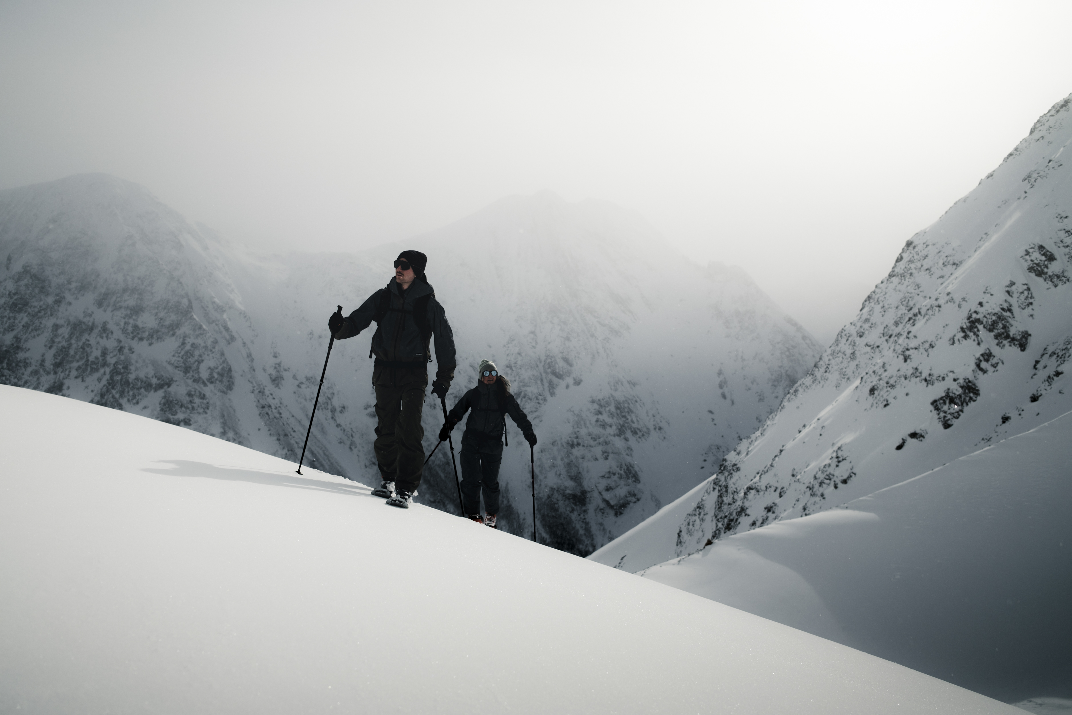 Glove, Piste, Adult, Man, Person