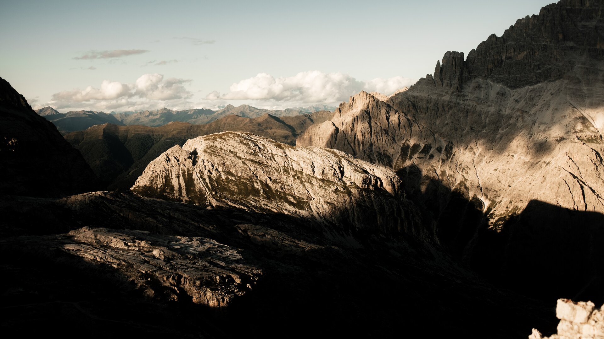 DSF5140_ALPIN_SS25_Brenta_MaxDraeger_MedRes Nature, Wilderness, Mountain, Mountain Range, Landscape