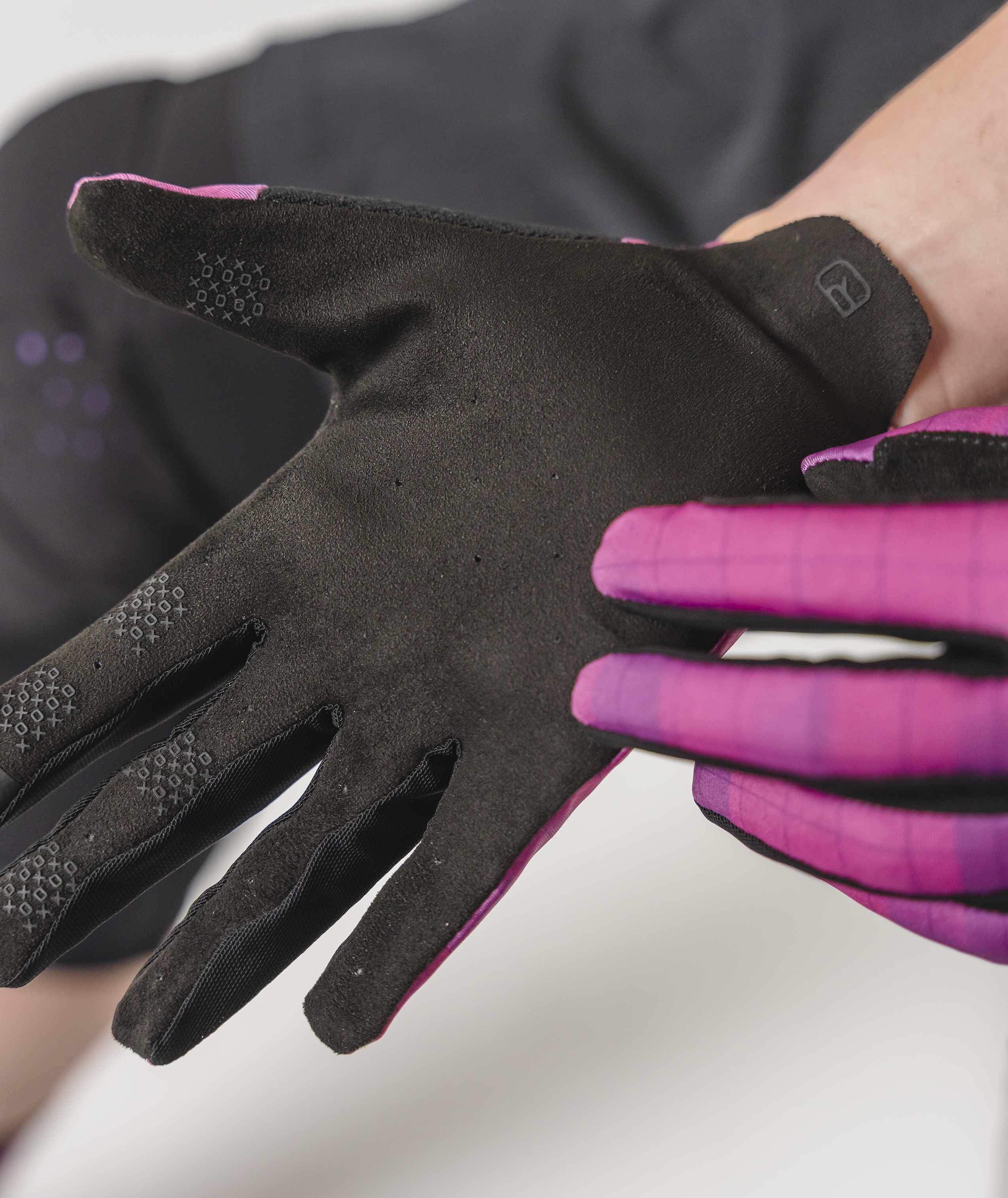 55640-MTB_LIGHT_GLOVE_W-D-03.png 55640-MTB_LIGHT_GLOVE_W-D-03.png