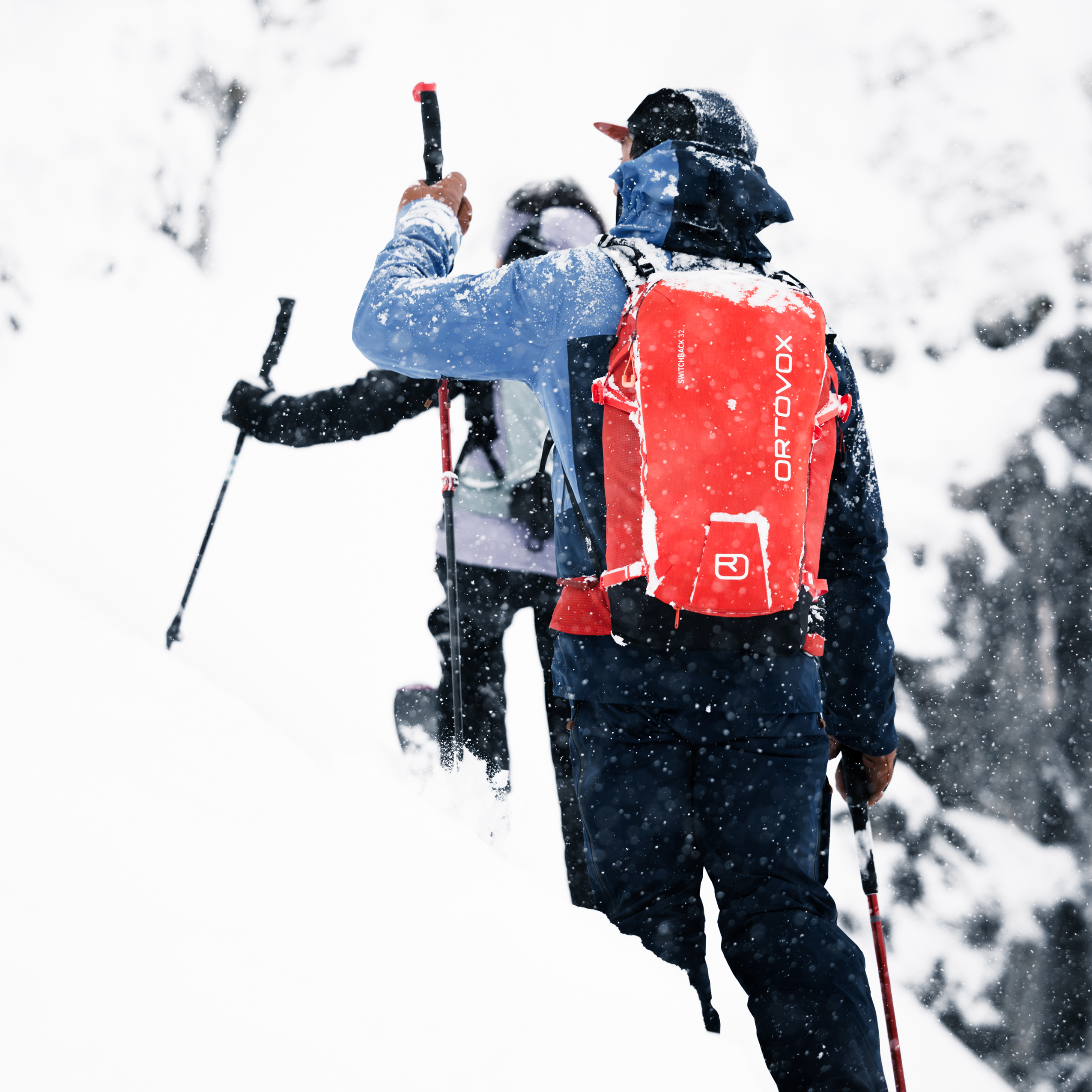 49253-SWITCHBACK_32-M-04.png 49253-SWITCHBACK_32-M-04.png