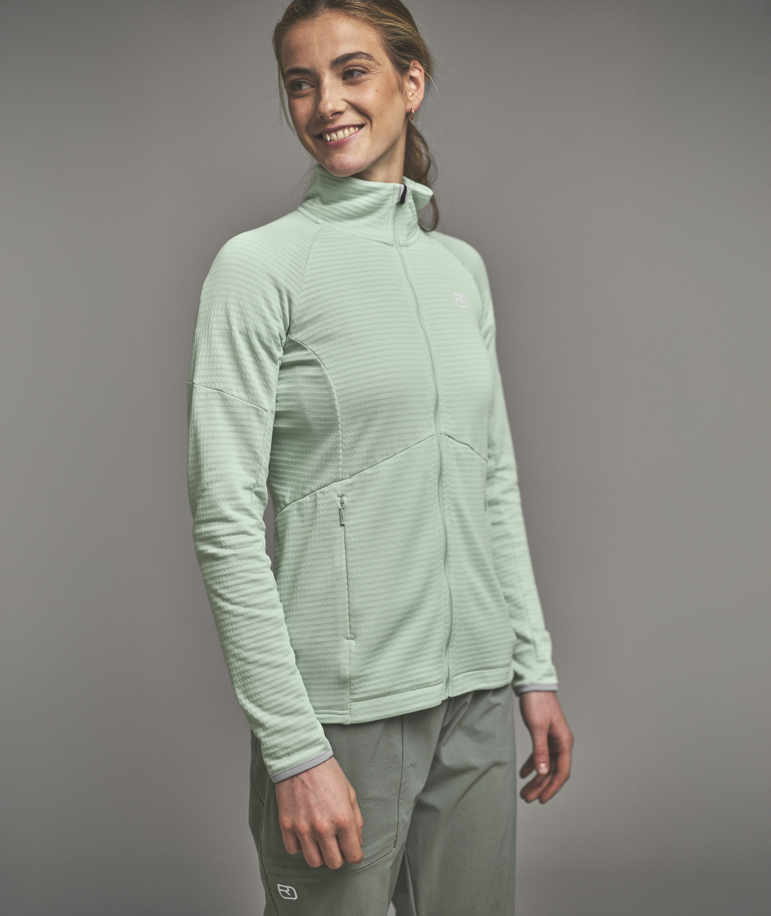 87108-FLEECE_LIGHT_GRID_JACKET_W-D-02.jpg 87108-FLEECE_LIGHT_GRID_JACKET_W-D-02.jpg