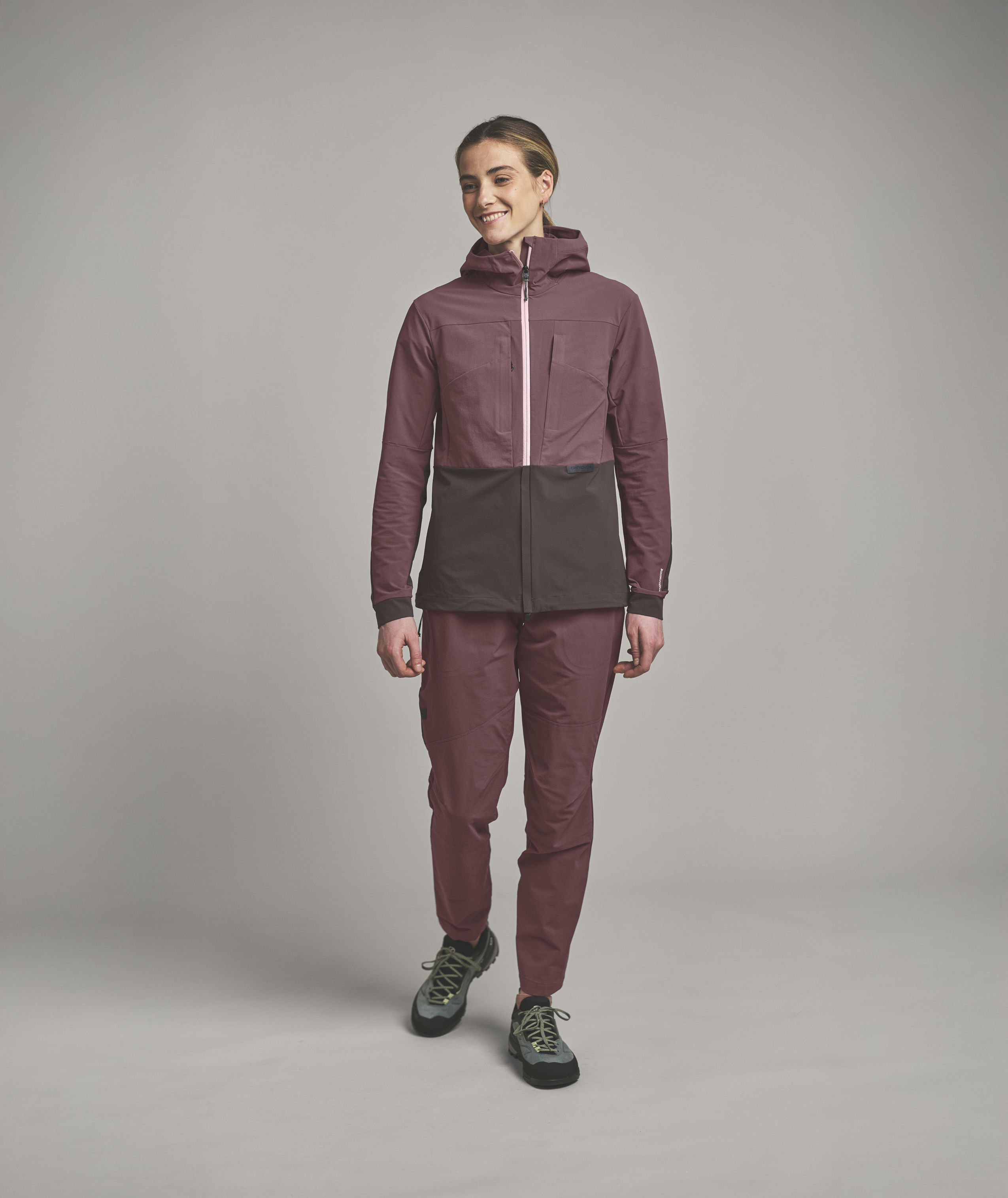 60216-TRAD_PLUS_JACKET_W-D-01.jpg 60216-TRAD_PLUS_JACKET_W-D-01.jpg