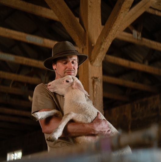 1800_WWW.CHRISTOF-WOLF.COM_ORTOVOX_LocWool Hat, Adult, Male, Man, Person