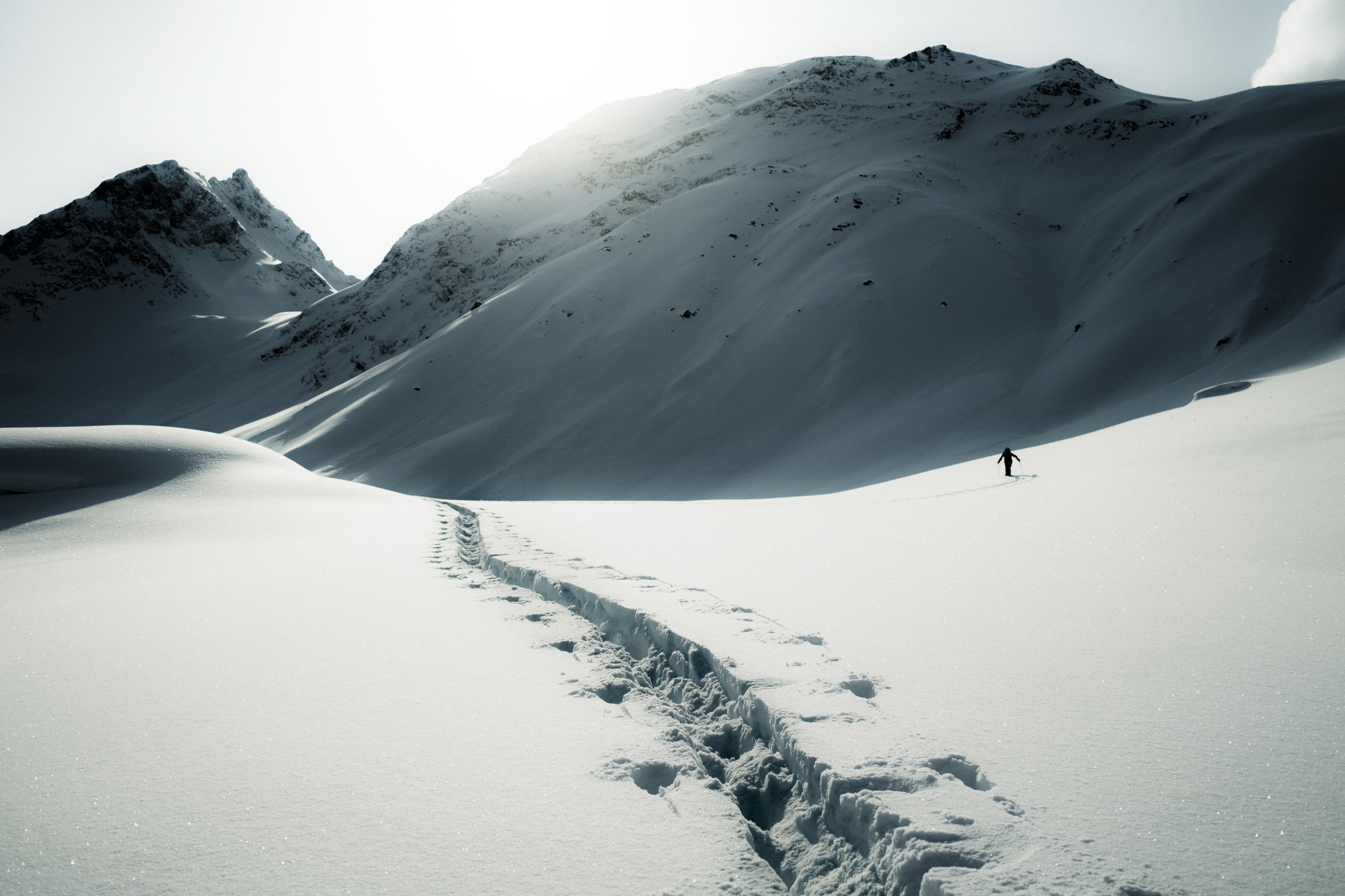 DSF9390_FREERIDE_WS2526_Georgien-Mestia_MaxDraeger_MedRes Mountain Range, Nature, Outdoors, Peak, Ice