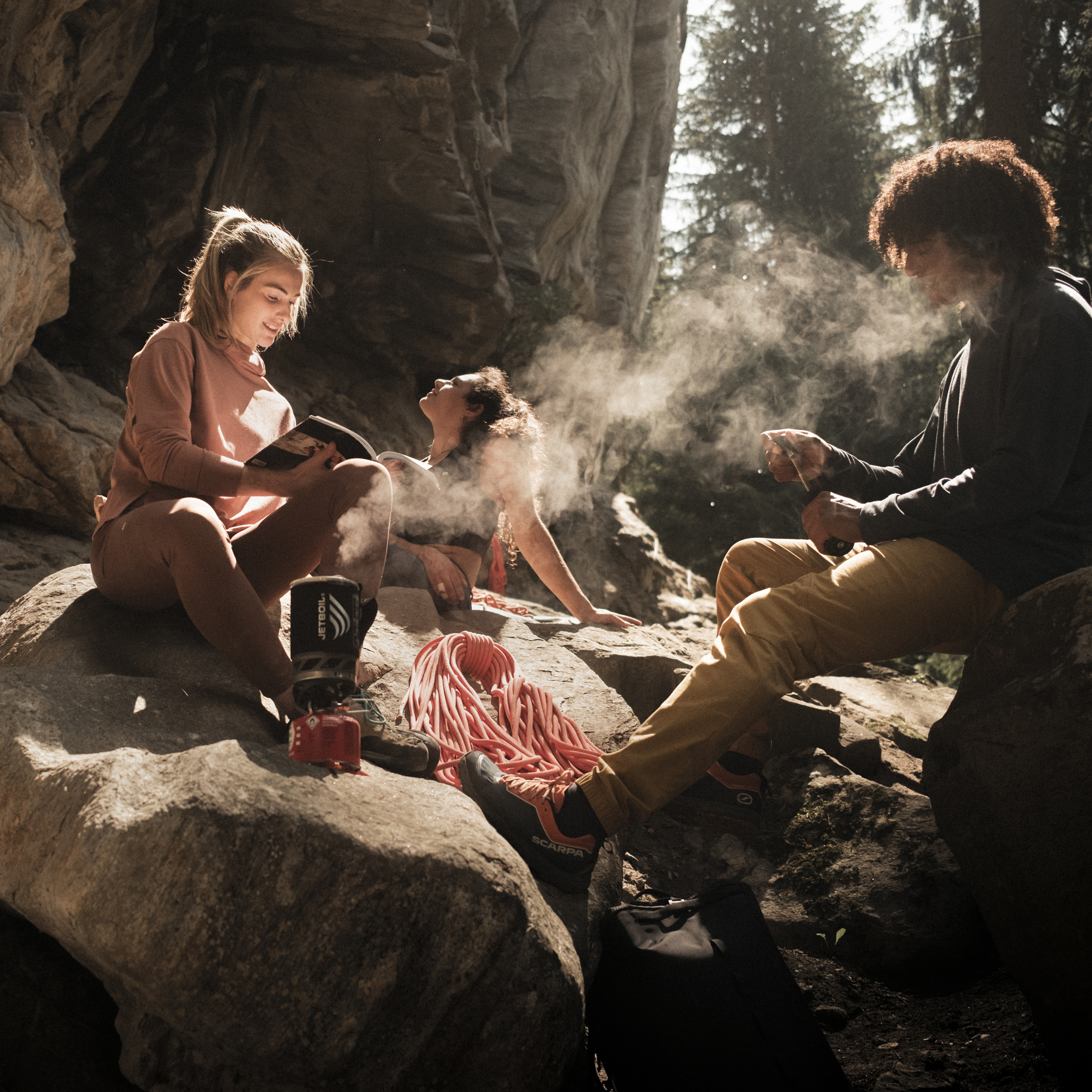 87124-AFFINITY_HOODY_W-D-05.png 87124-AFFINITY_HOODY_W-D-05.png