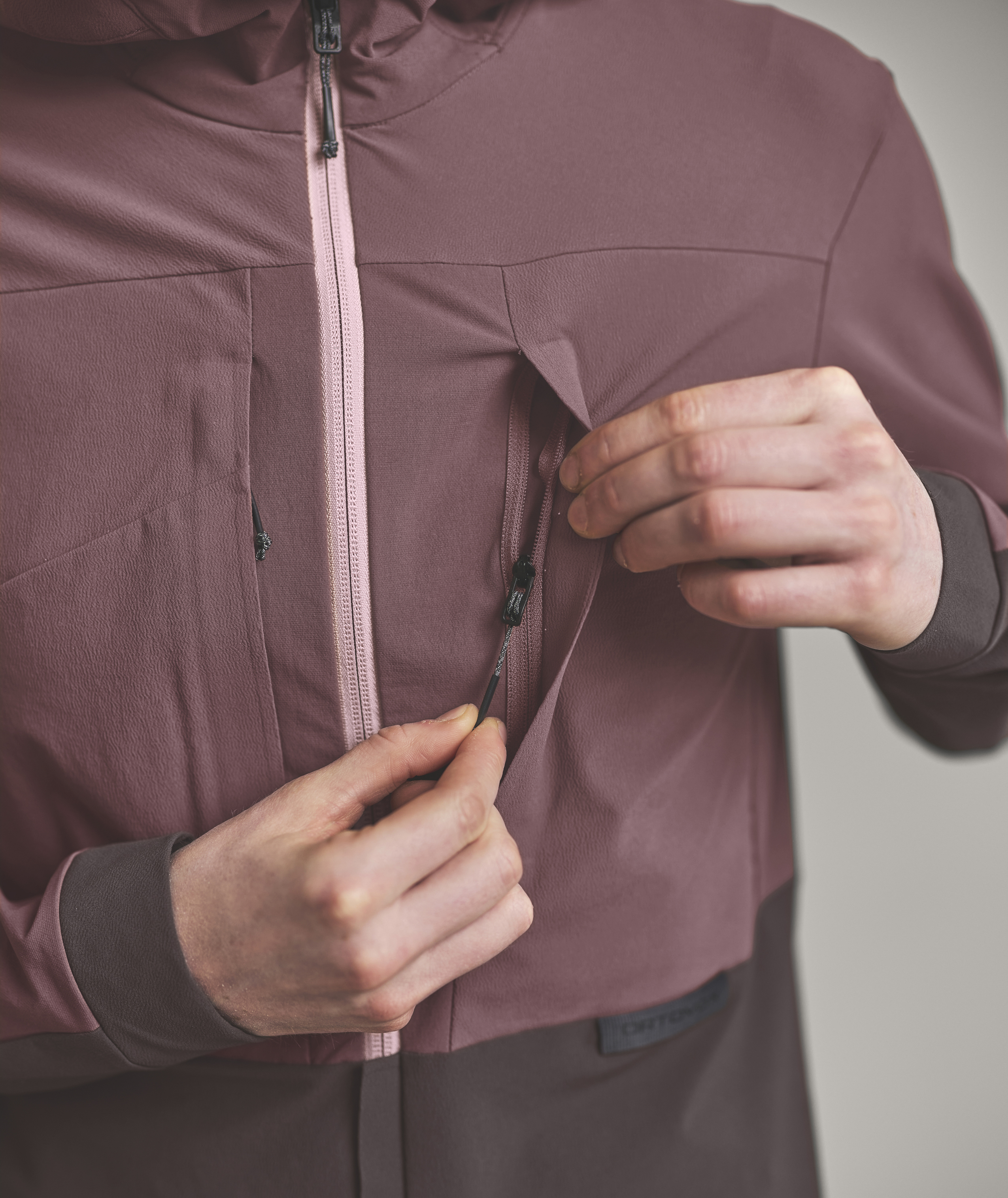 60216-TRAD_PLUS_JACKET_W-D-04.jpg 60216-TRAD_PLUS_JACKET_W-D-04.jpg