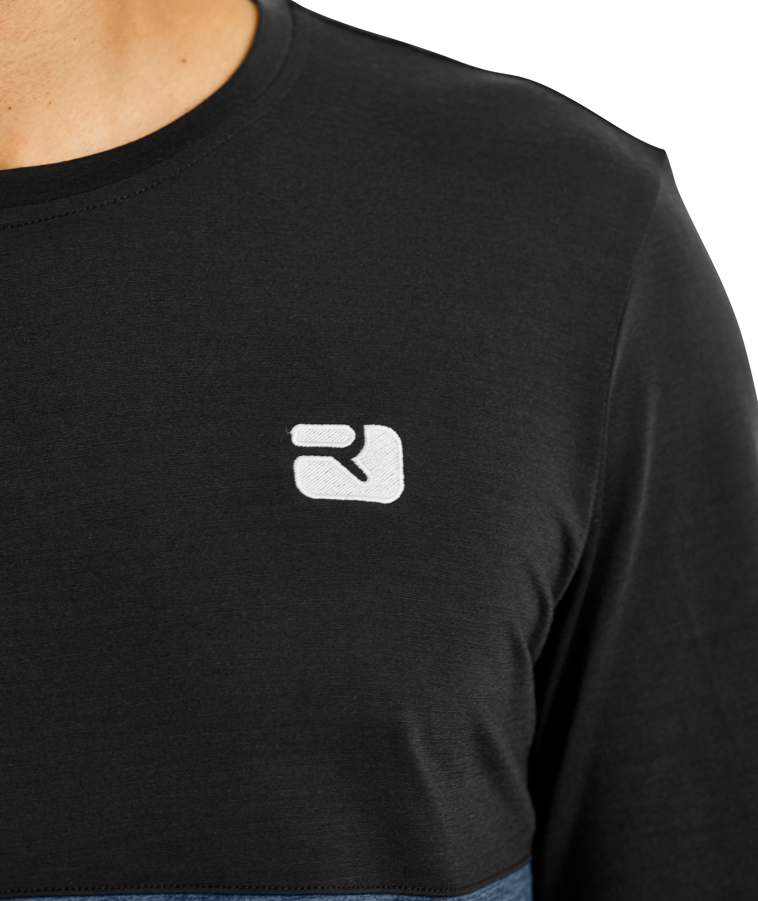 84062-150_COOL_LOGO_TS_M-D-01.jpg 84062-150_COOL_LOGO_TS_M-D-01.jpg