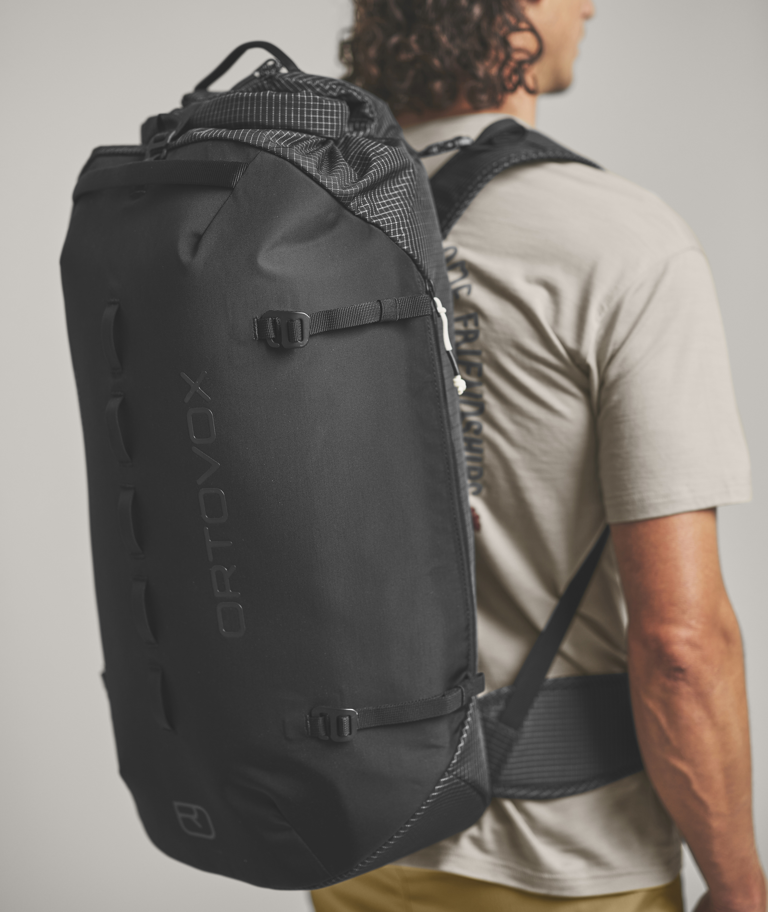 48895-AFFINITY_42-D-03.jpg 48895-AFFINITY_42-D-03.jpg