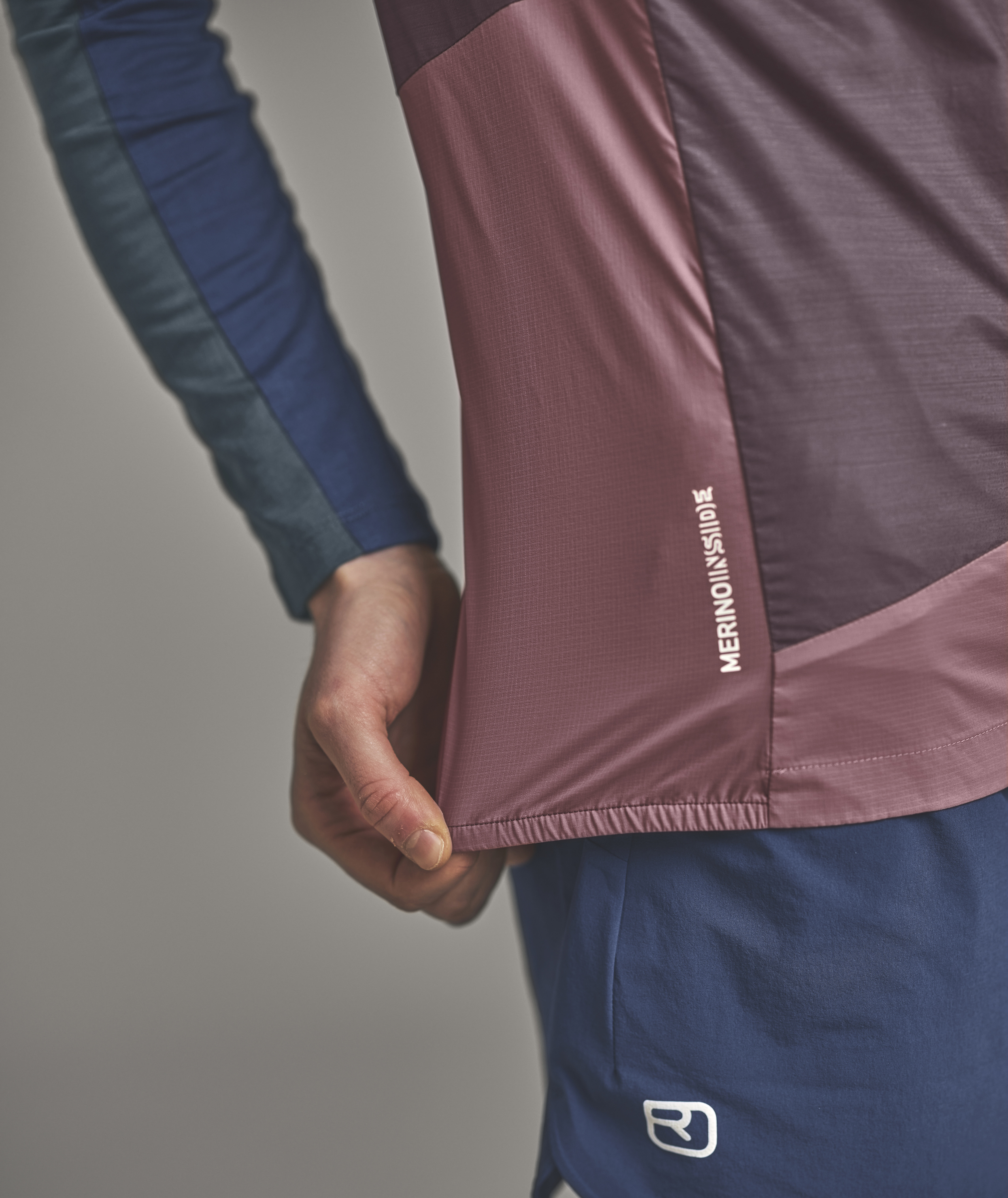 62753-TRACE_WINDBREAKER_VST_W-D-05.jpg 62753-TRACE_WINDBREAKER_VST_W-D-05.jpg