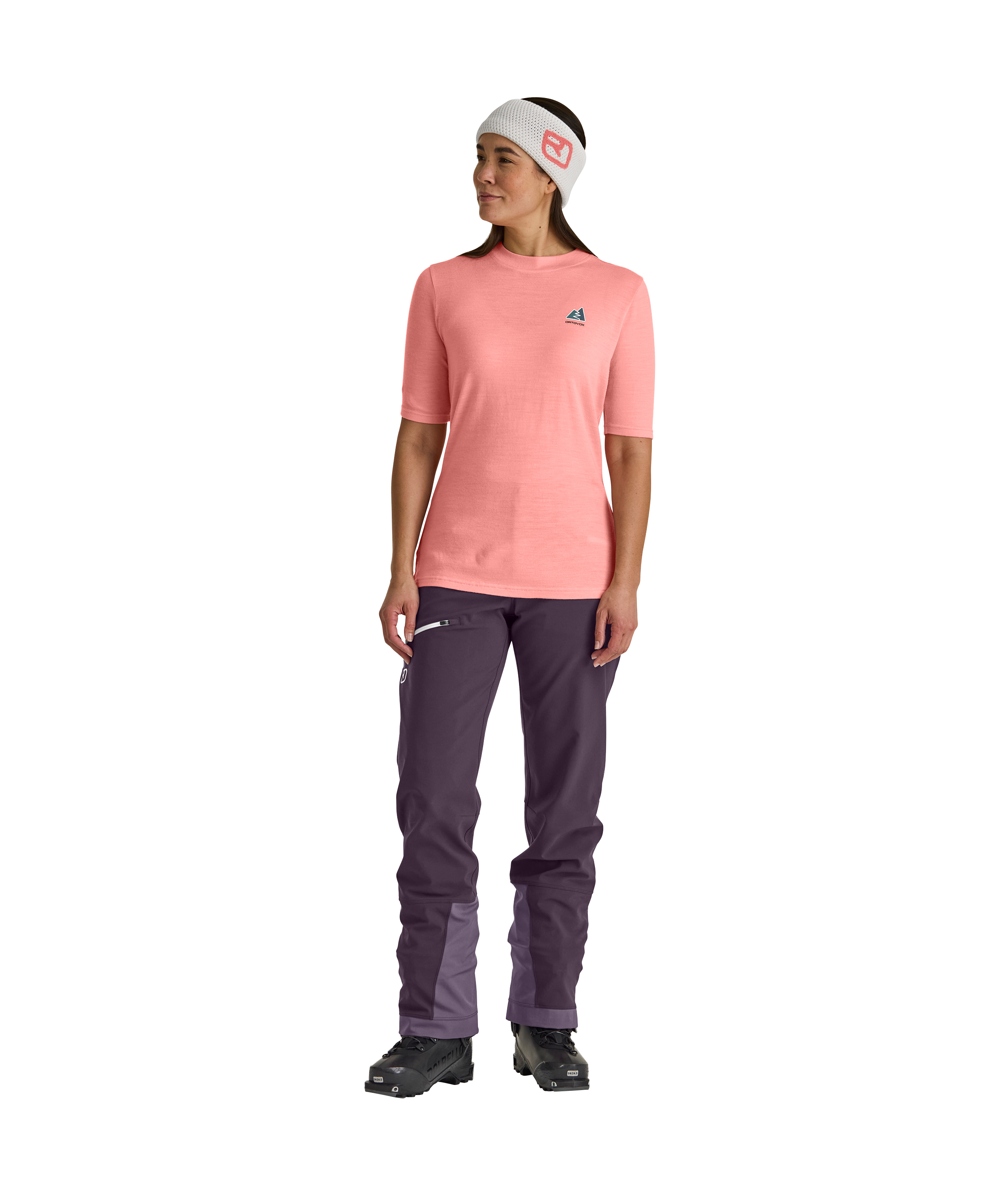 T-Shirt, Person, Standing, Pants, Man, T-Shirt, Person, Standing, Pants, Man