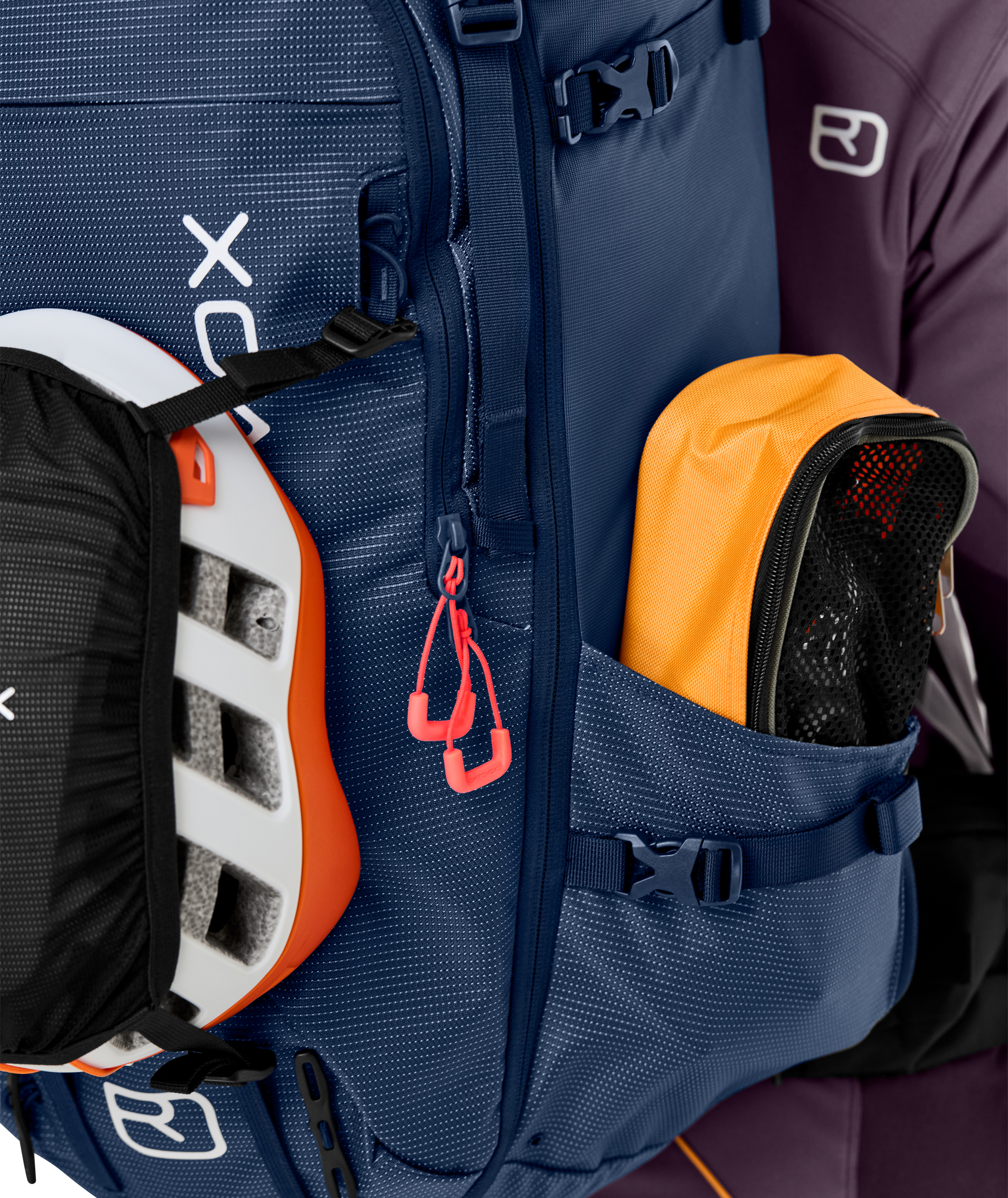 46268-PEAK_52_S-D-01.jpg 46268-PEAK_52_S-D-01.jpg