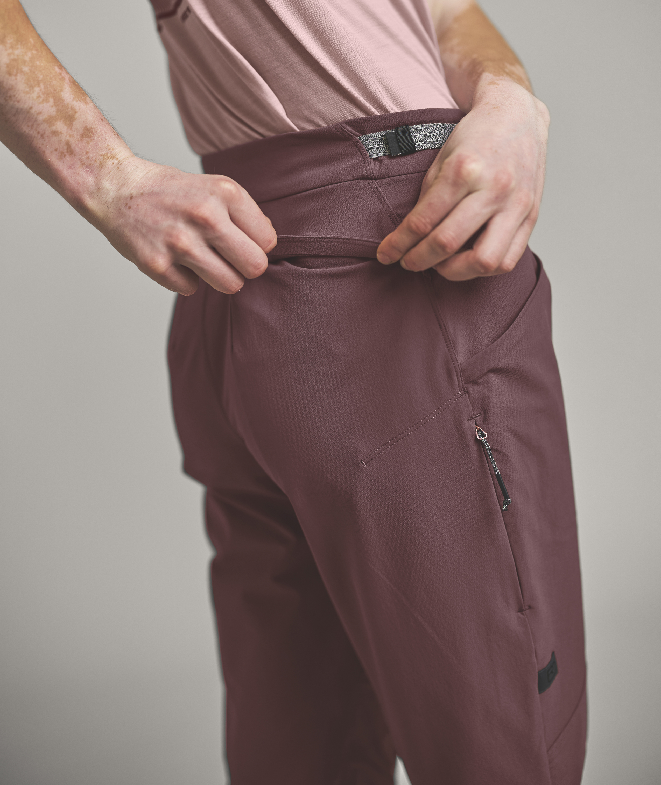 70647-TRAD_PLUS_PANTS_W-D-06.jpg
