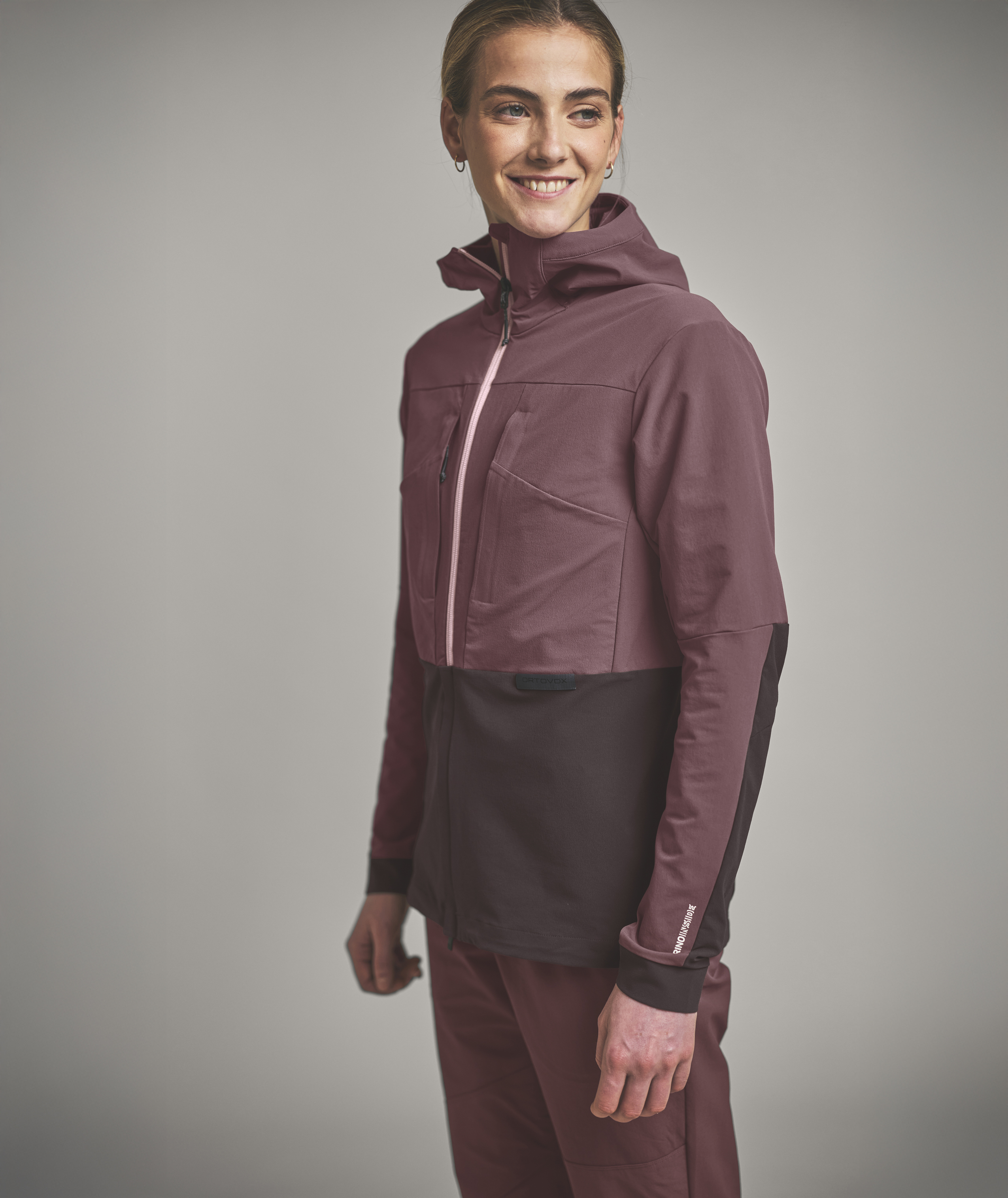 60216-TRAD_PLUS_JACKET_W-D-03.jpg 60216-TRAD_PLUS_JACKET_W-D-03.jpg