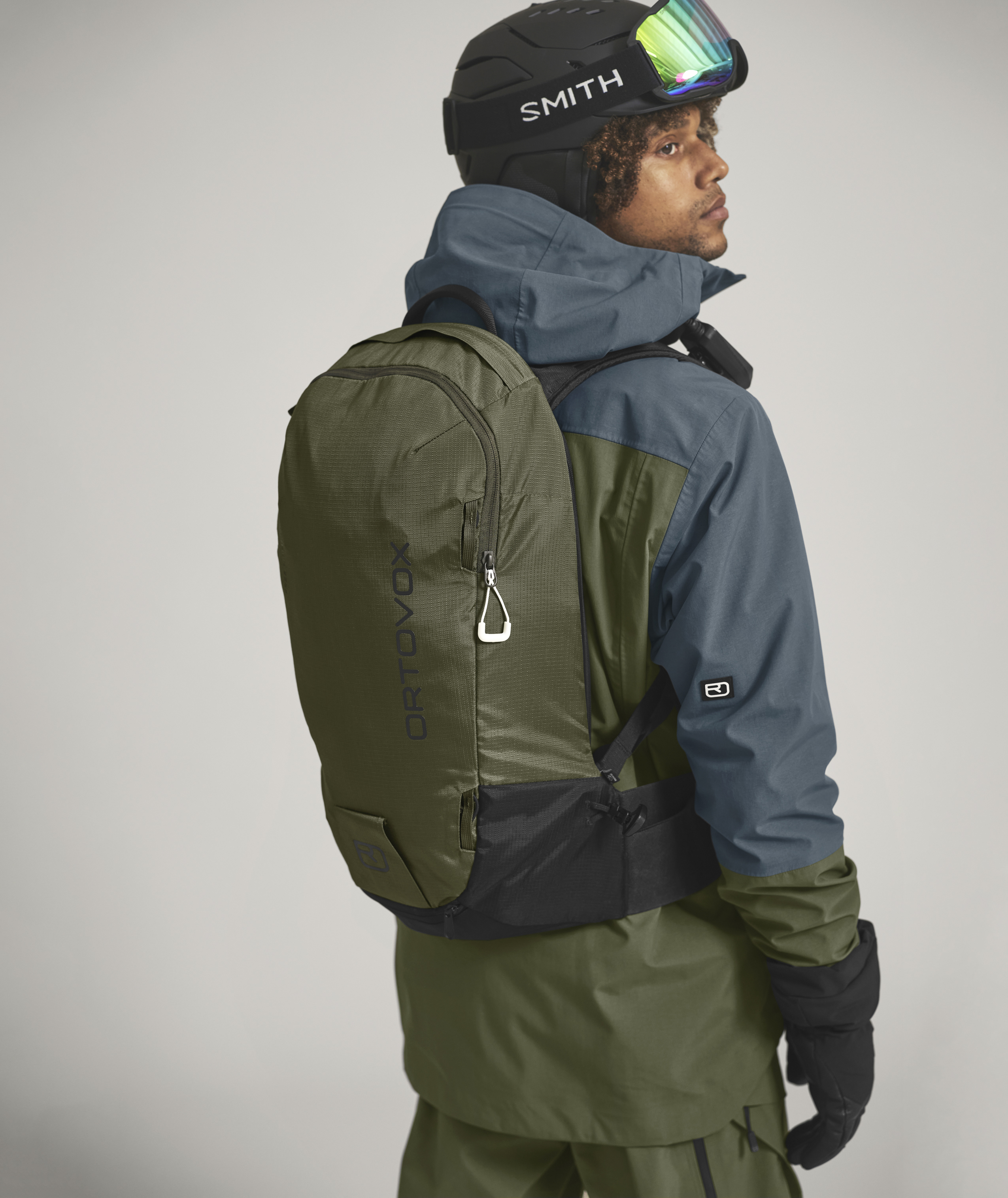 Coat, Glove, Bag, Jacket, Helmet, Coat, Glove, Bag, Jacket, Helmet